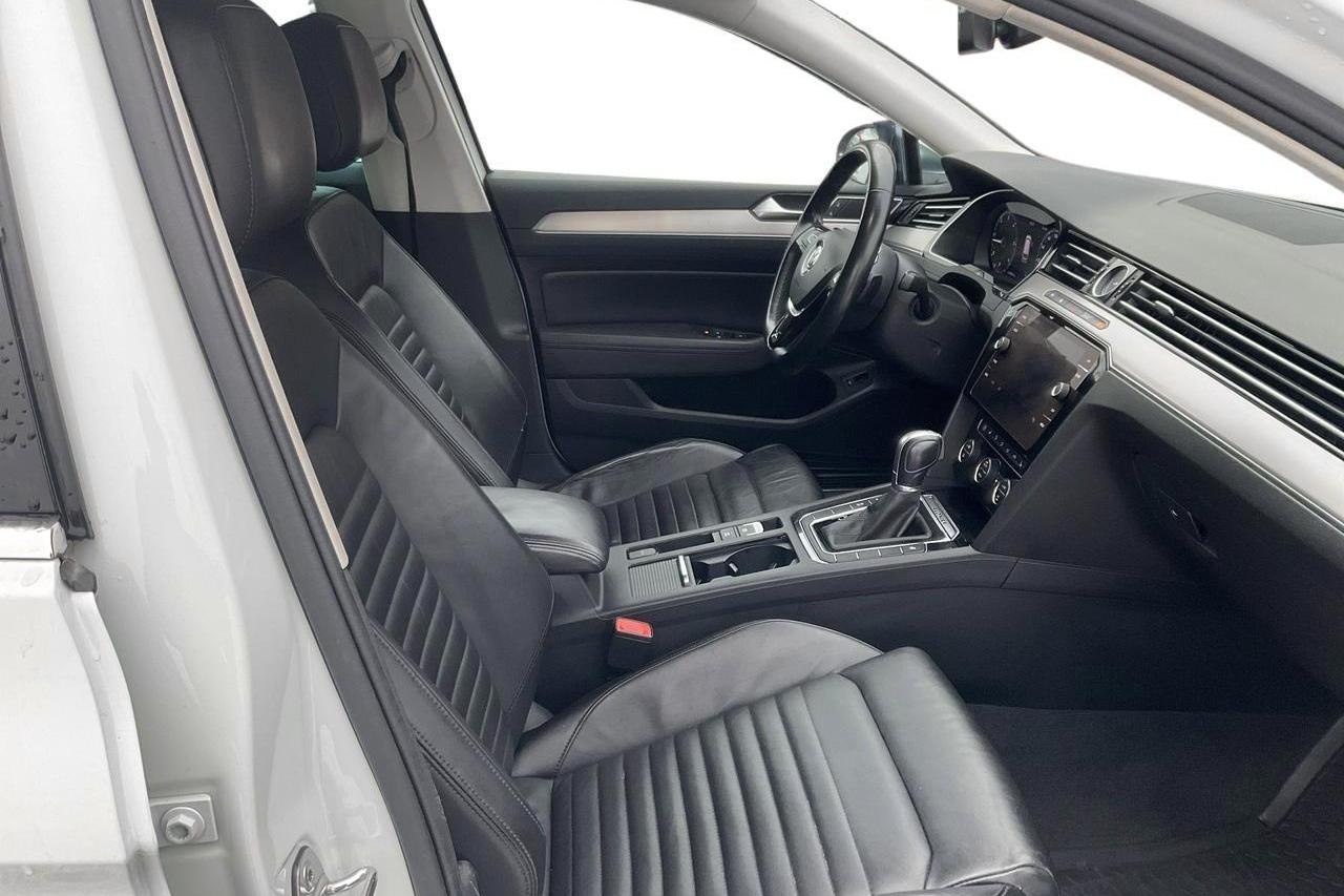 VW Passat Alltrack 2.0 TDI 4MOTION (190hk) - 256 620 km - Automatic - white - 2019