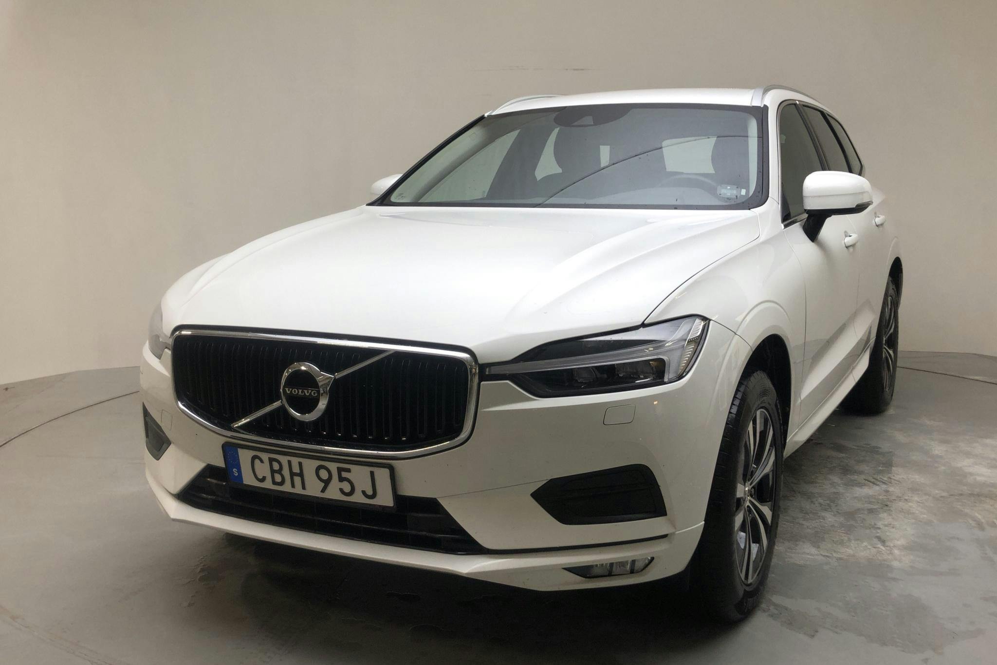 Volvo XC60B4 2WD Mildhybrid, Diesel (197hk) - 10 289 mil - Automat - vit - 2021