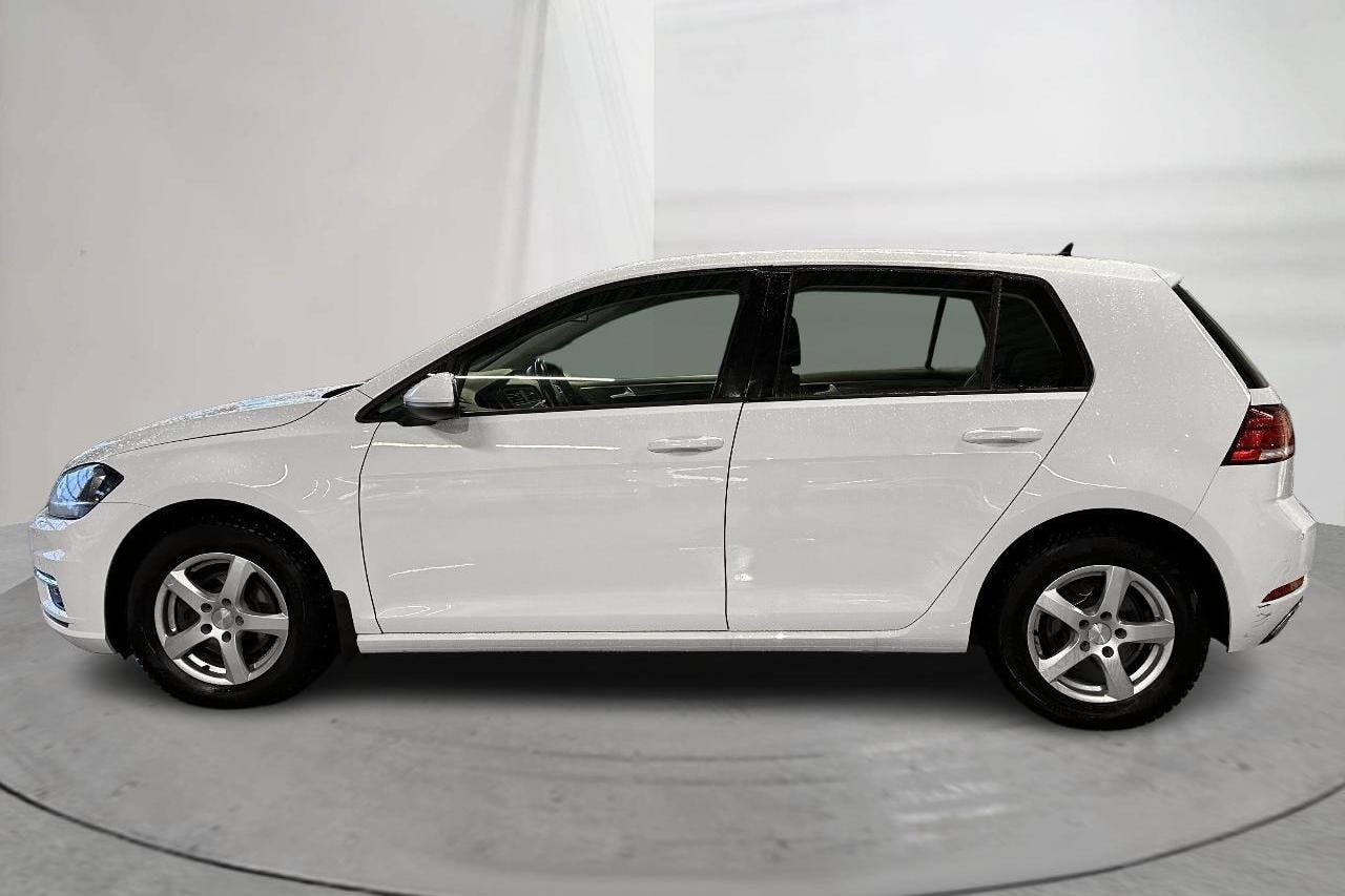 VW Golf VII 1.0 TSI 5dr (110hk) - 16 270 mil - Manuell - vit - 2018
