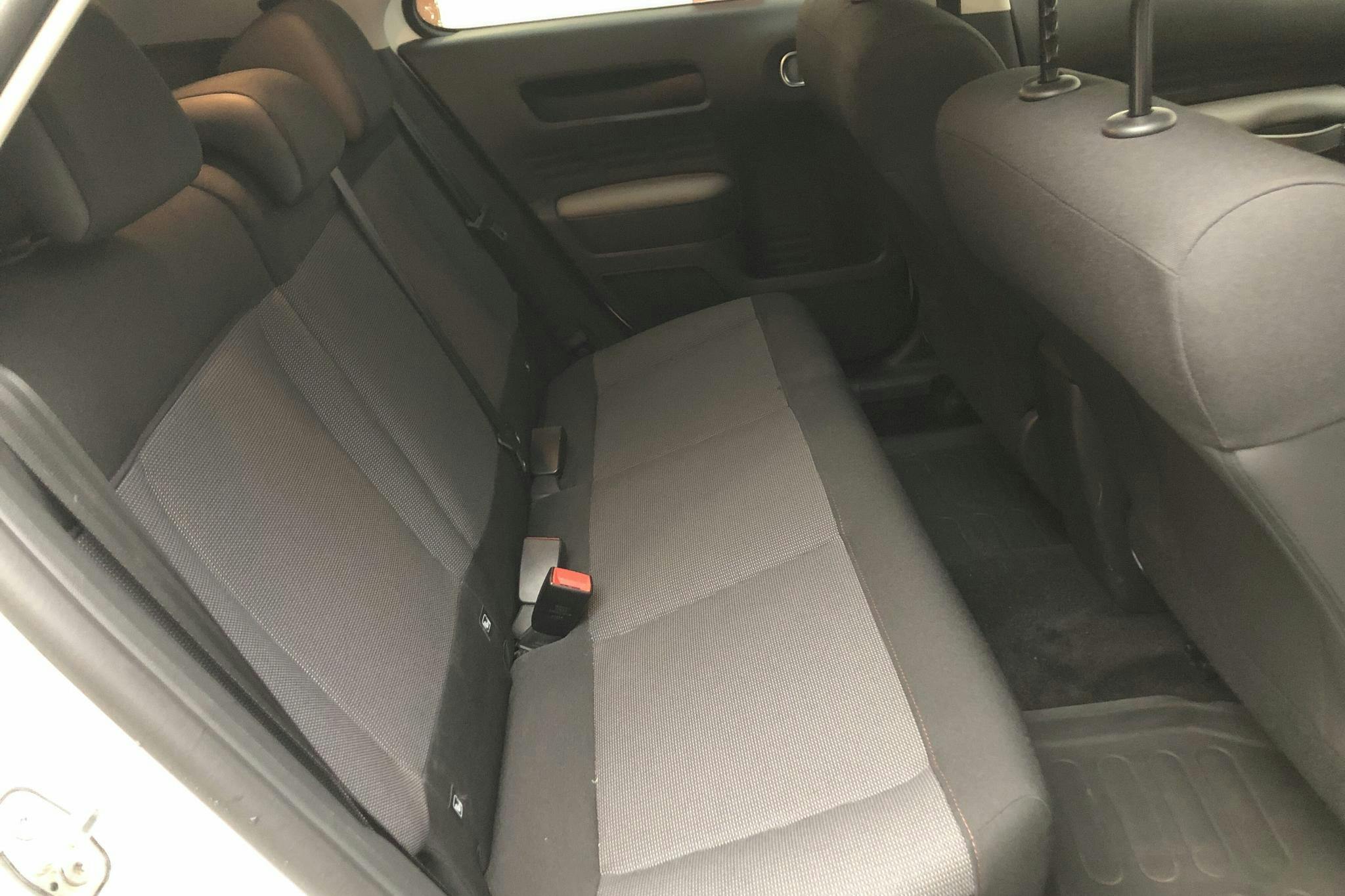 Citroen C4 Cactus PureTech (130hk) - 5 524 mil - Automat - vit - 2020