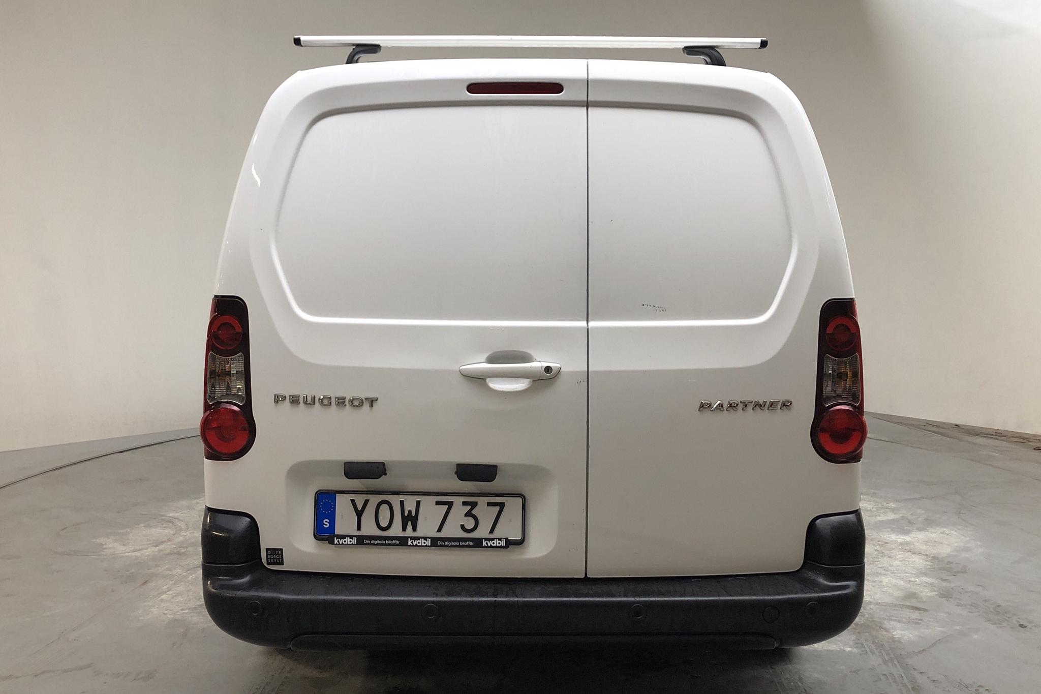 Peugeot Partner 1.6 BlueHDI Skåp (100hk) - 103 690 km - Manual - white - 2017