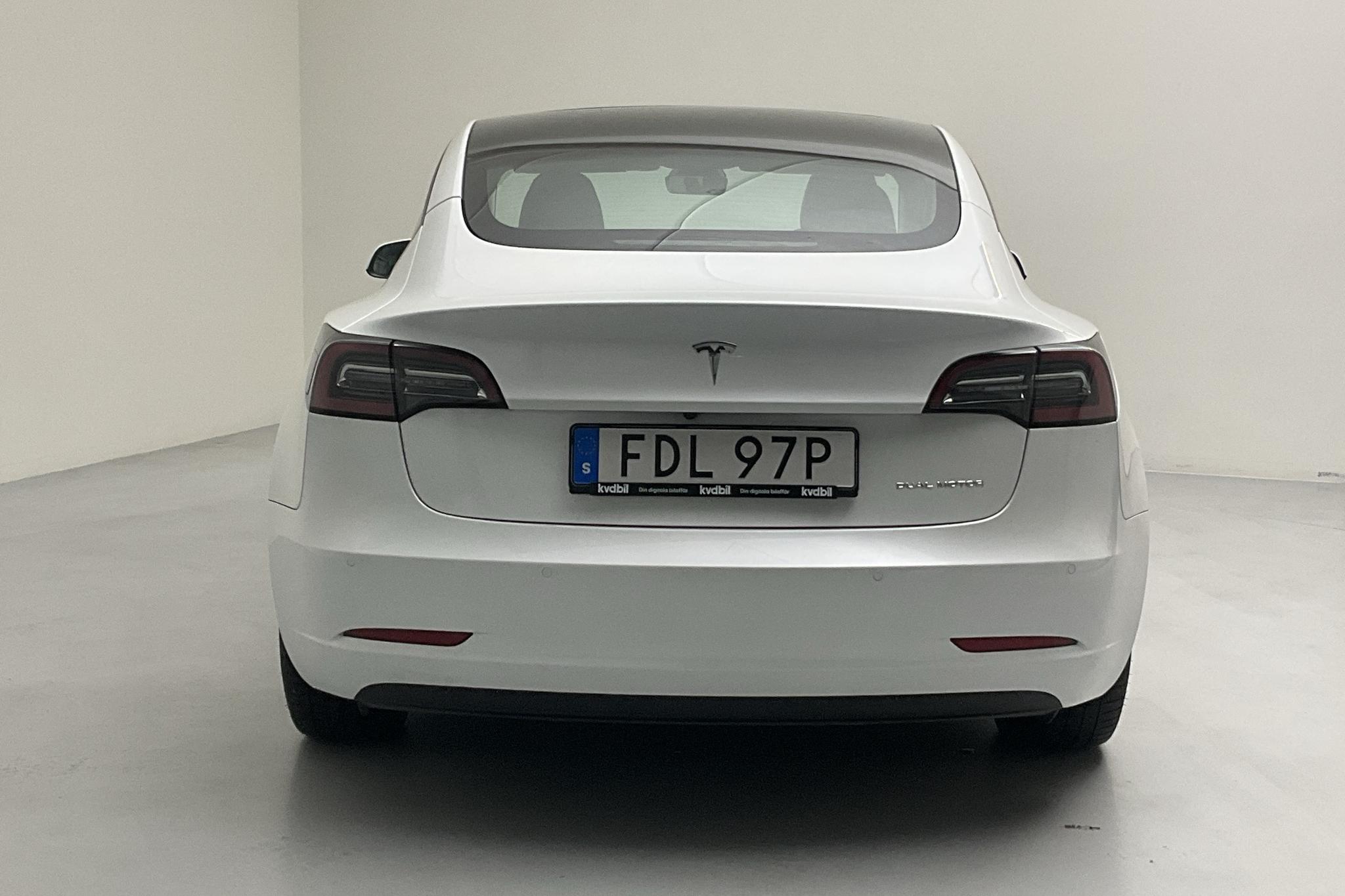 Tesla Model 3 Long Range Dual Motor AWD - 47 850 km - Automatic - white - 2021
