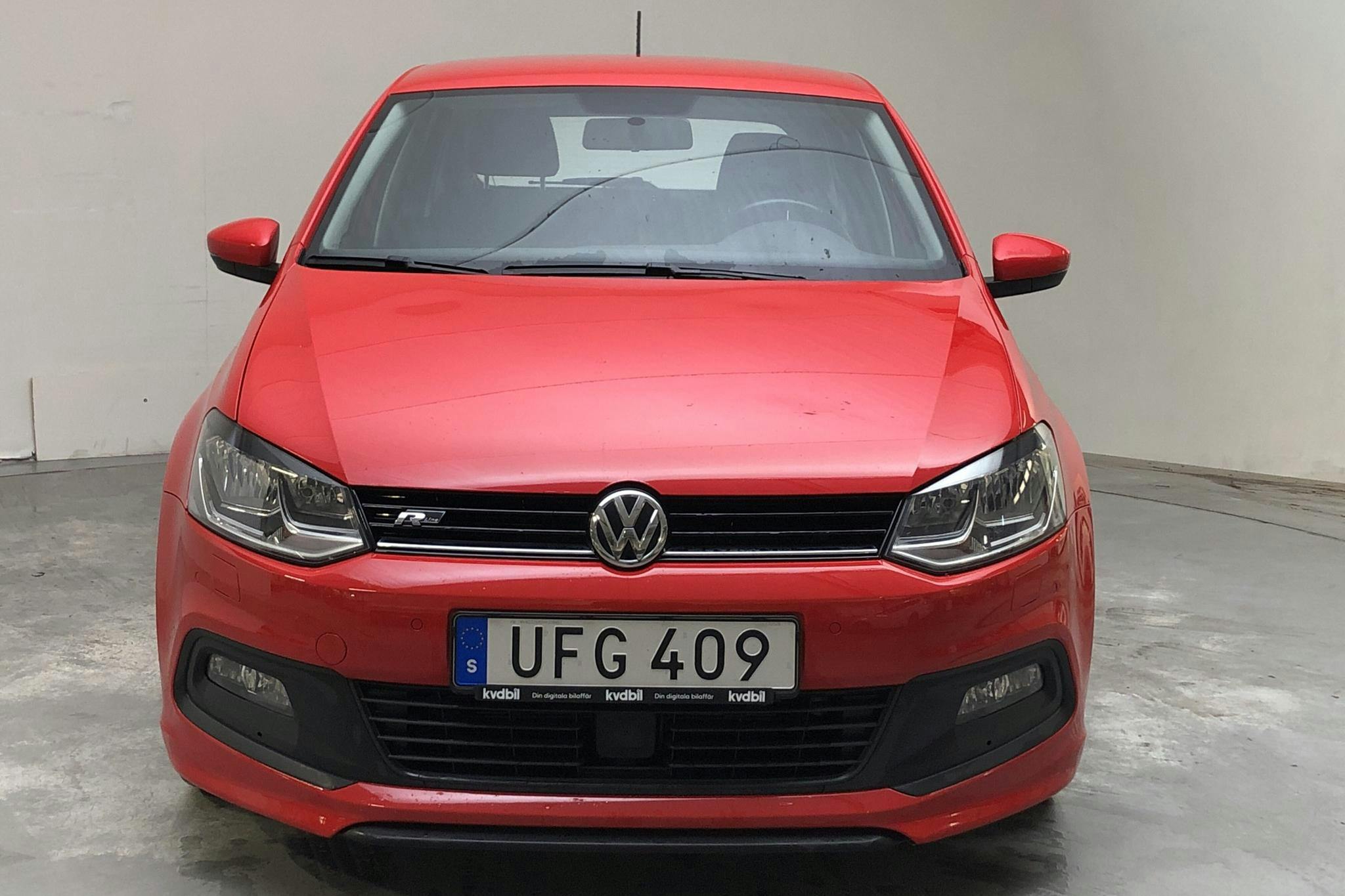 VW Polo 1.2 TSI 5dr (90hk) - 88 800 km - Manual - red - 2017