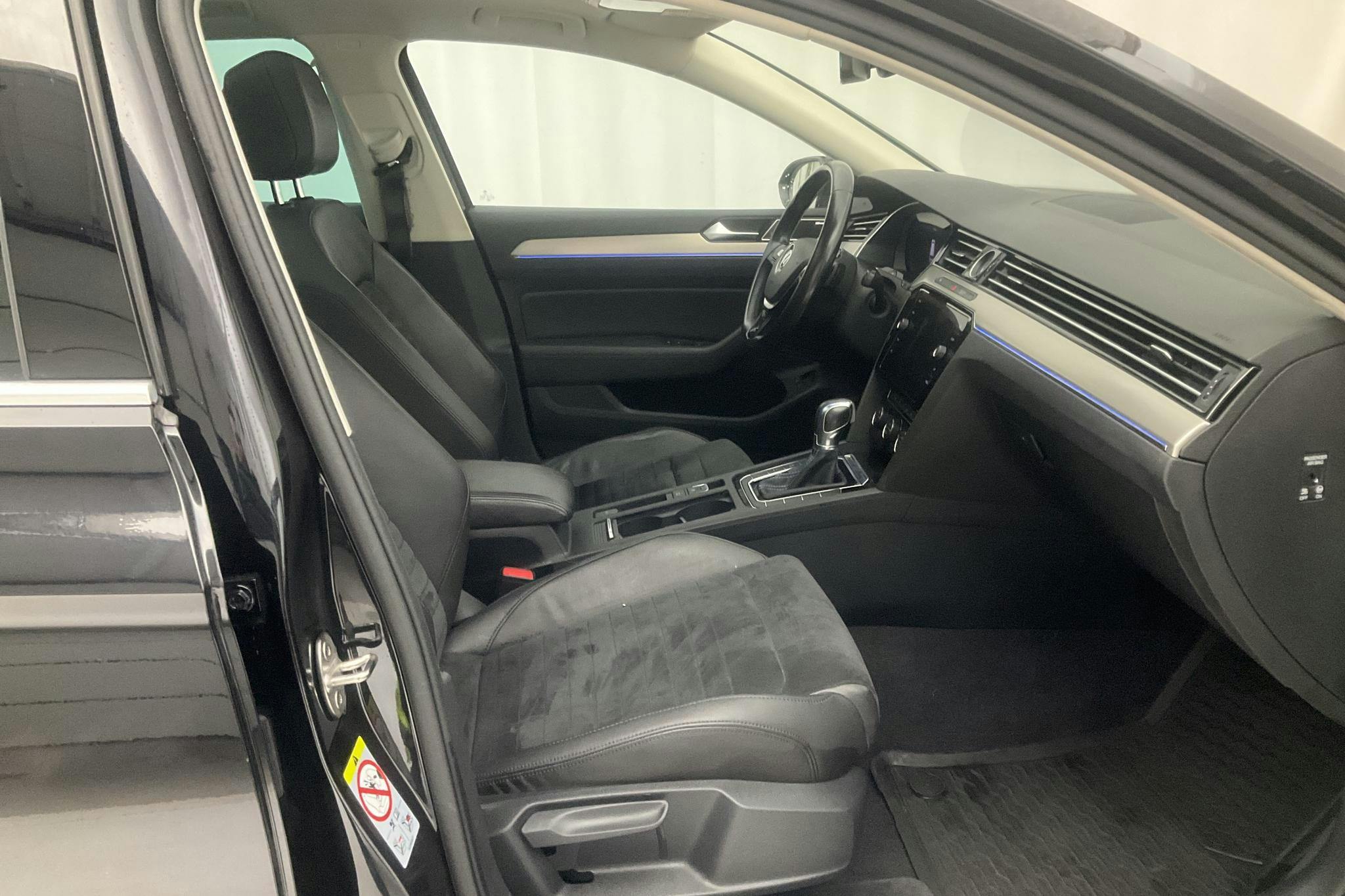 VW Passat 1.4 Plug-in-Hybrid Sportscombi (218hk) - 144 620 km - Automatic - black - 2018