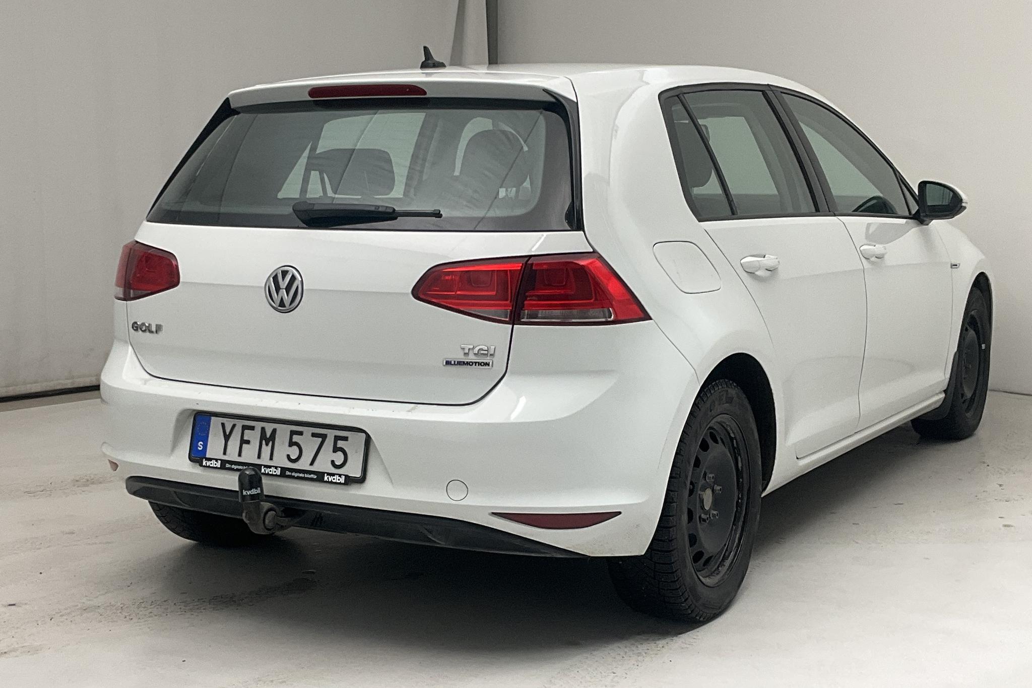 VW Golf VII 1.4 TGI 5dr (110hk) - 116 490 km - Automatic - white - 2017