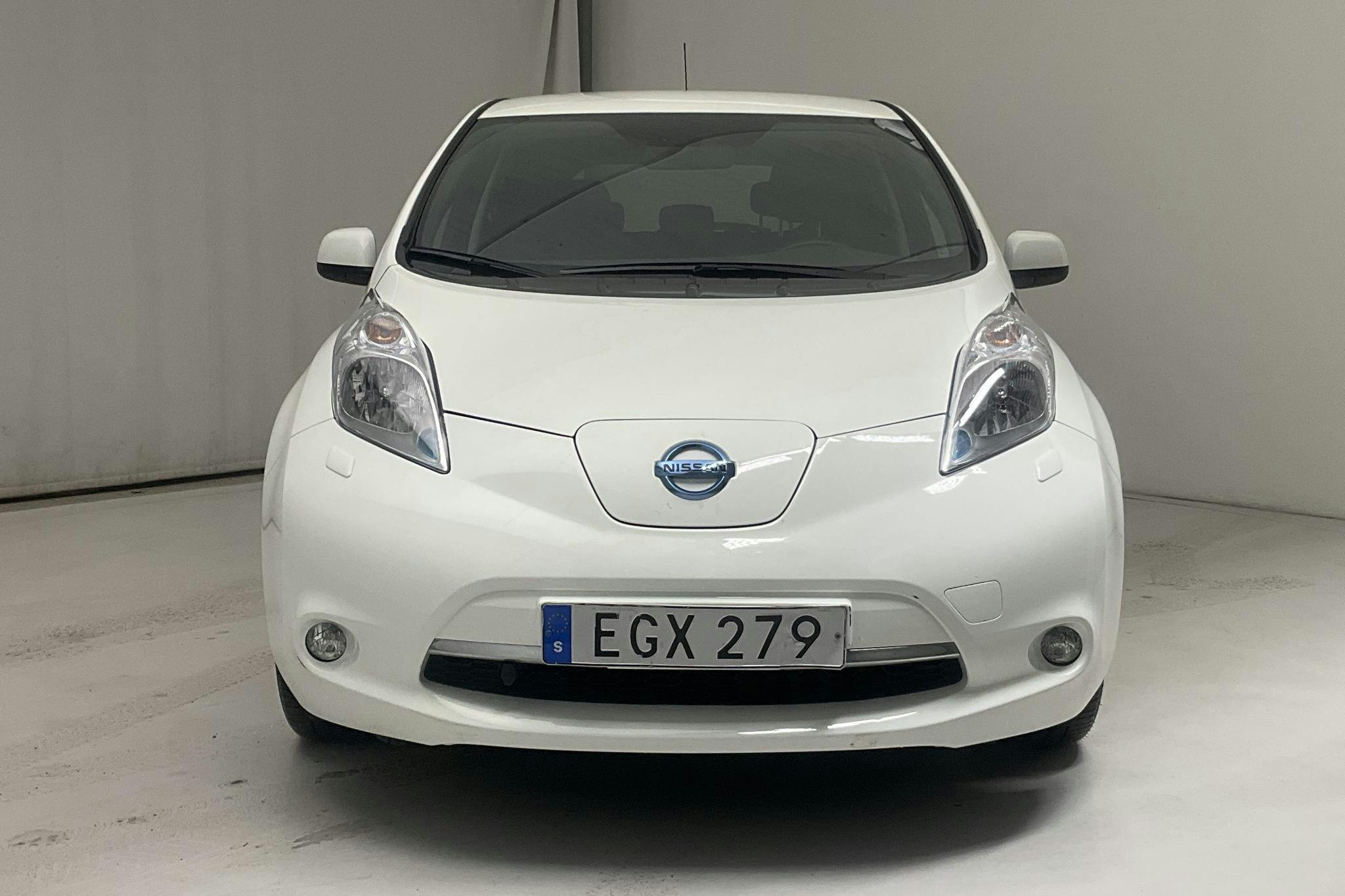 Nissan LEAF 5dr (109hk) - 29 270 km - Automatic - white - 2017