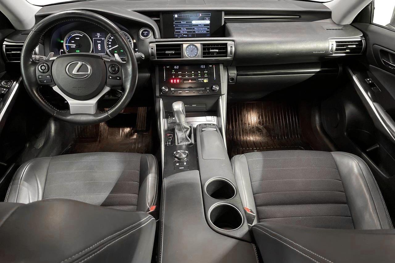 Lexus IS 300h (223hk) - 16 565 mil - Automat - Light Grey - 2014
