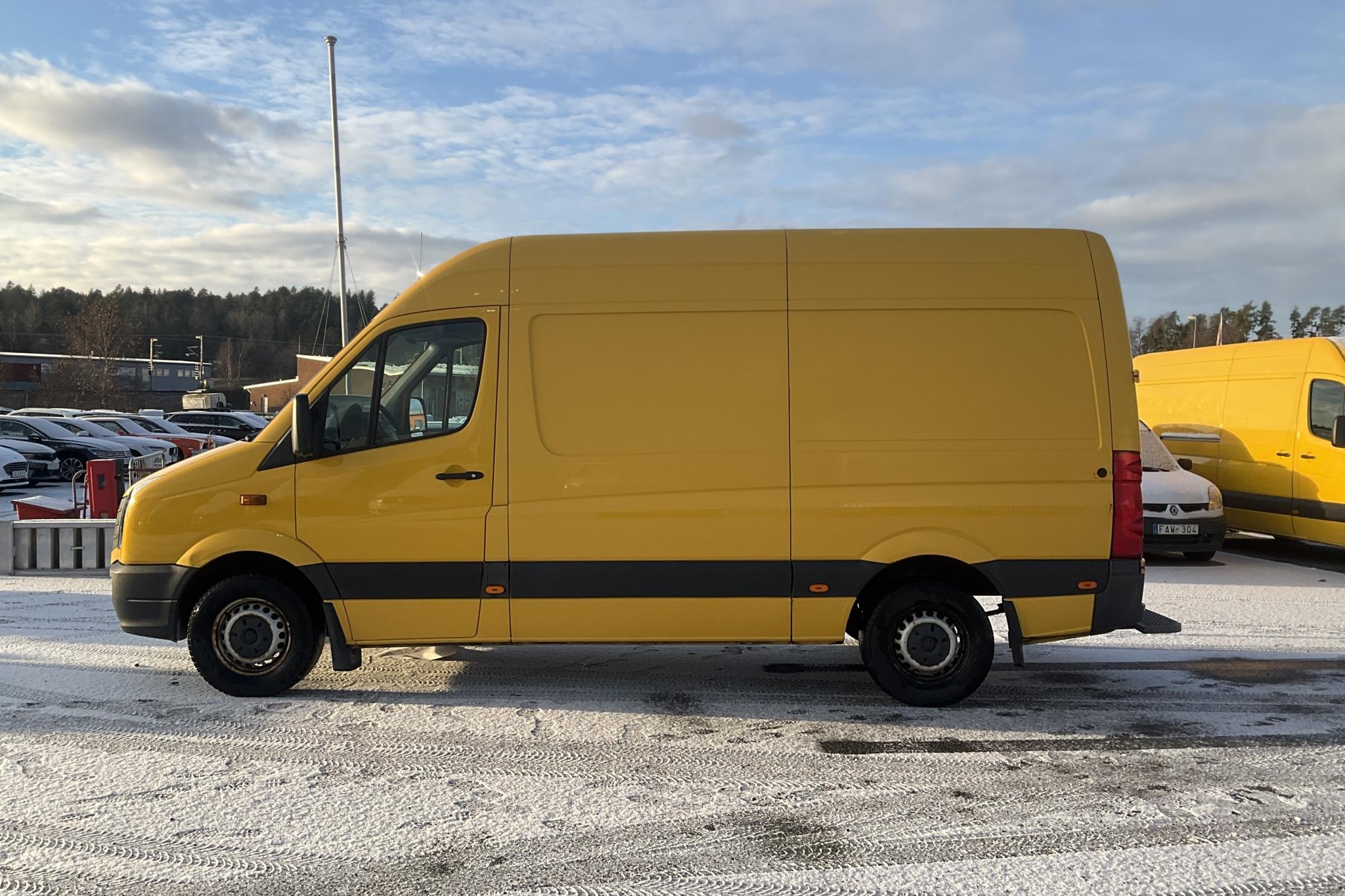 VW Crafter 35 2.0 TDI Skåp (136hk) - 315 220 km - Manual - Light Yellow - 2015