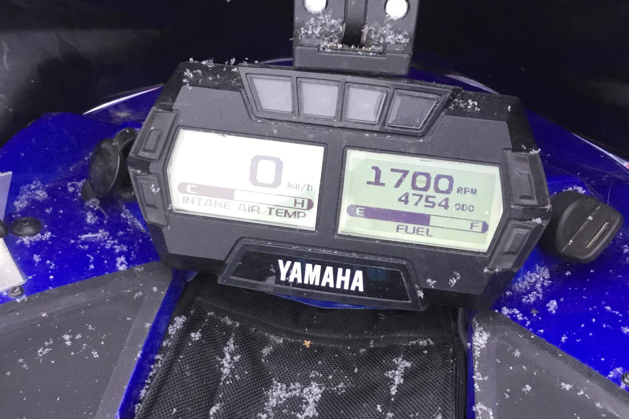 YAMAHA SIDEWINDER MTX 153 LE Snöskoter - 4 750 km - Automatic - blue - 2020