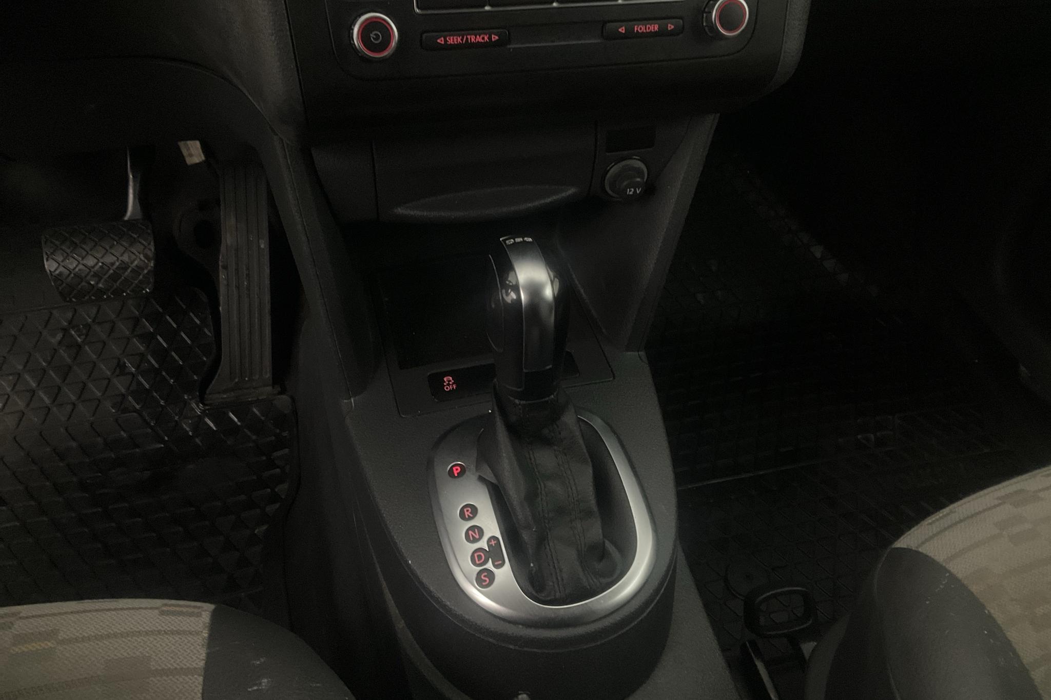 VW Caddy 1.6 TDI Skåp (102hk) - 18 635 mil - Automat - vit - 2012
