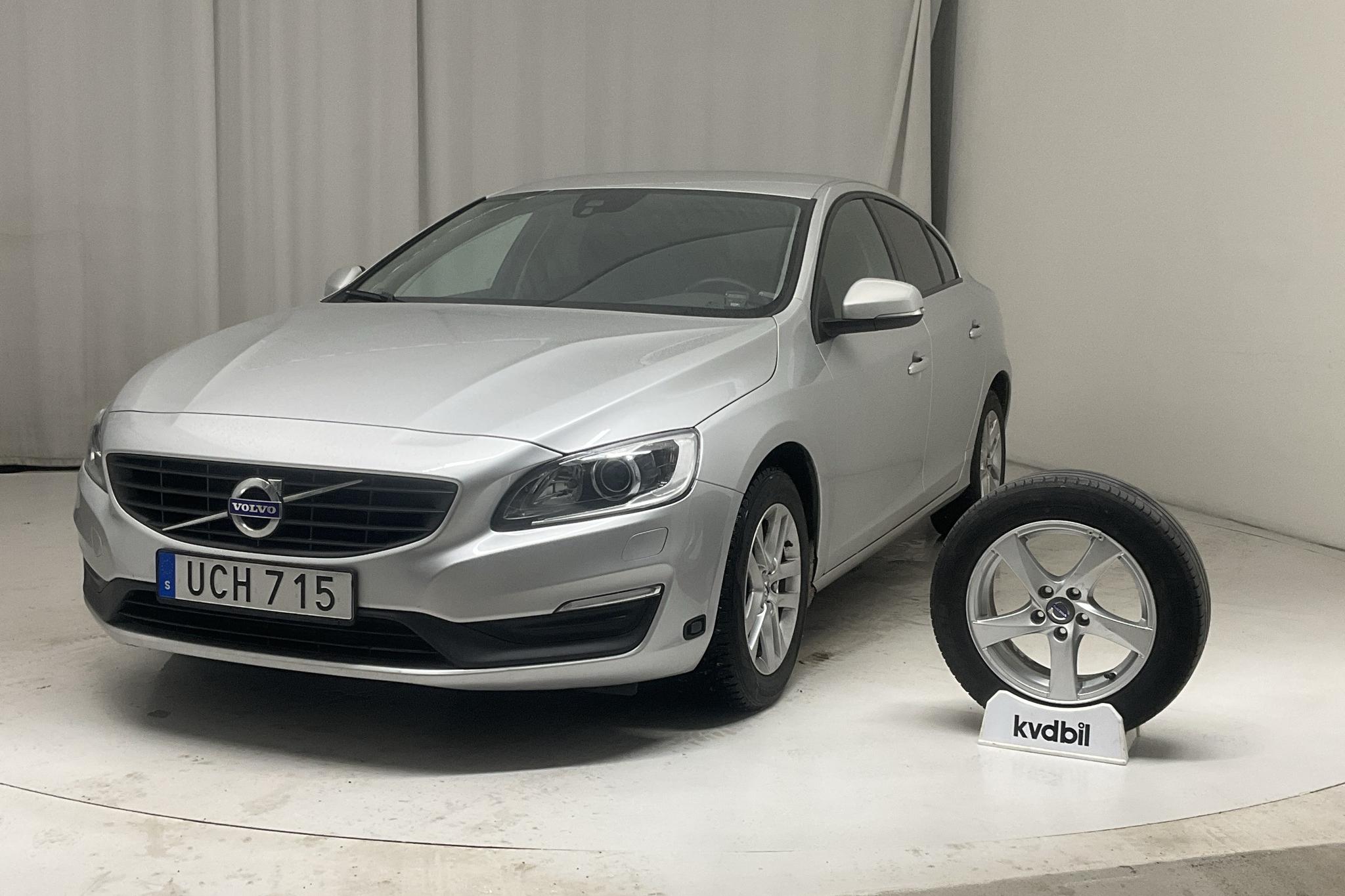 Volvo S60 T3 (152hk) - 47 360 km - Automatic - silver - 2018