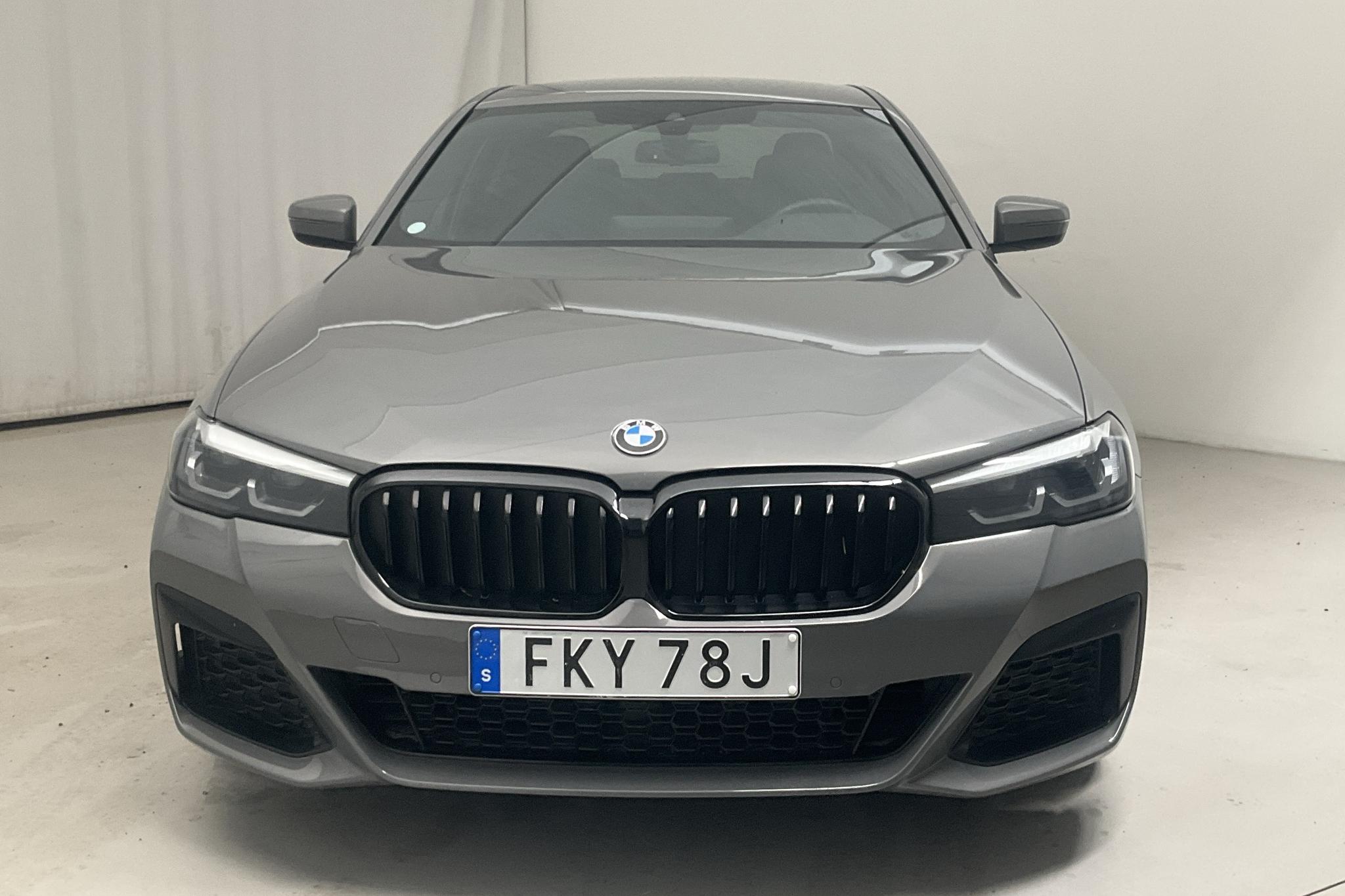BMW 520i Sedan, G30 LCI (184hk) - 4 881 mil - Automat - grå - 2021