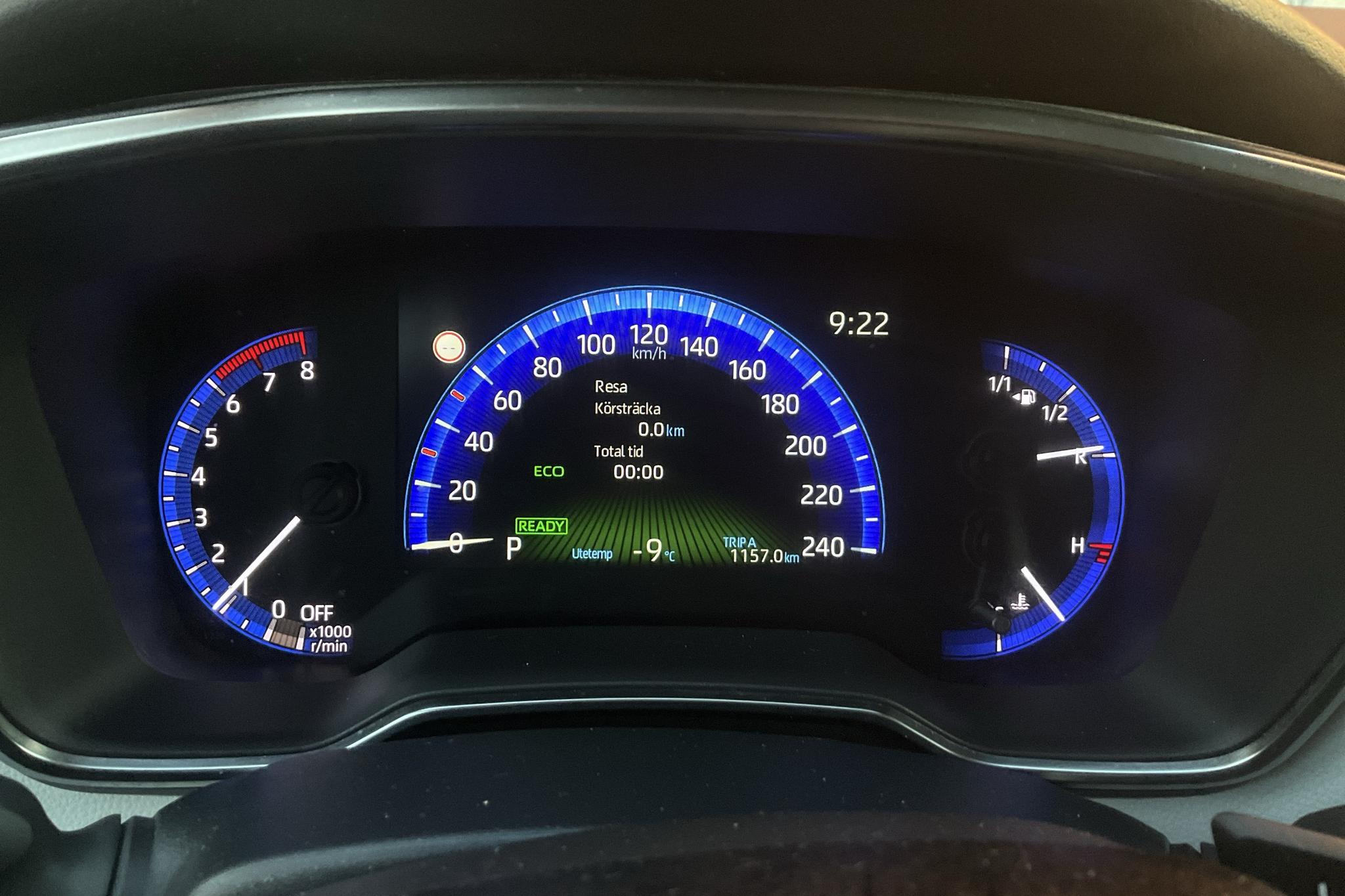Toyota Corolla 2.0 Hybrid Touring Sports (184hk) - 10 569 mil - Automat - vit - 2020