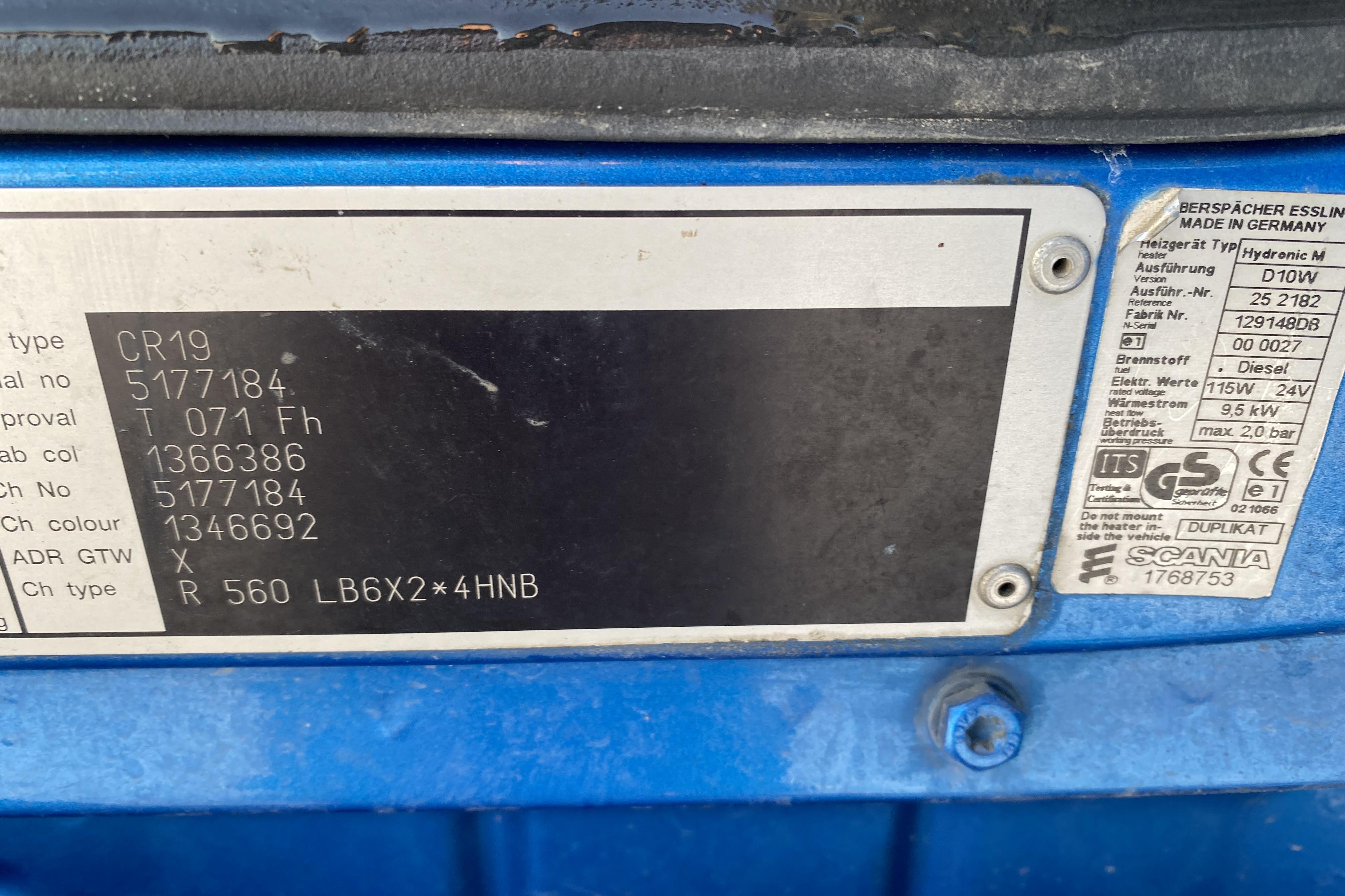 SCANIA R560 - 1 242 911 km - Automaattinen - sininen - 2007