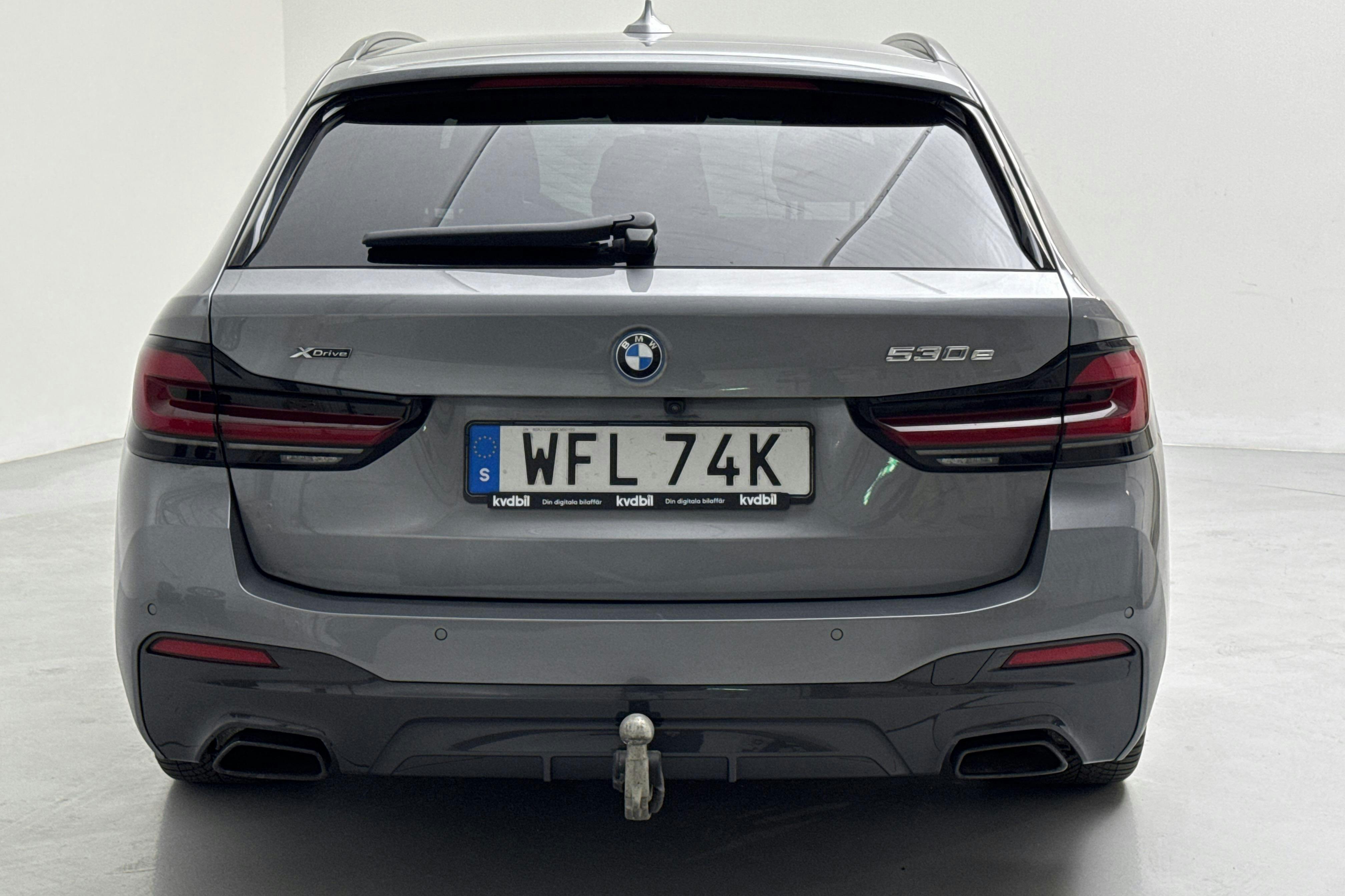 BMW 530e xDrive Touring, G31 12kWh LCI (292hk) - 25 380 km - Automaatne - hall - 2023