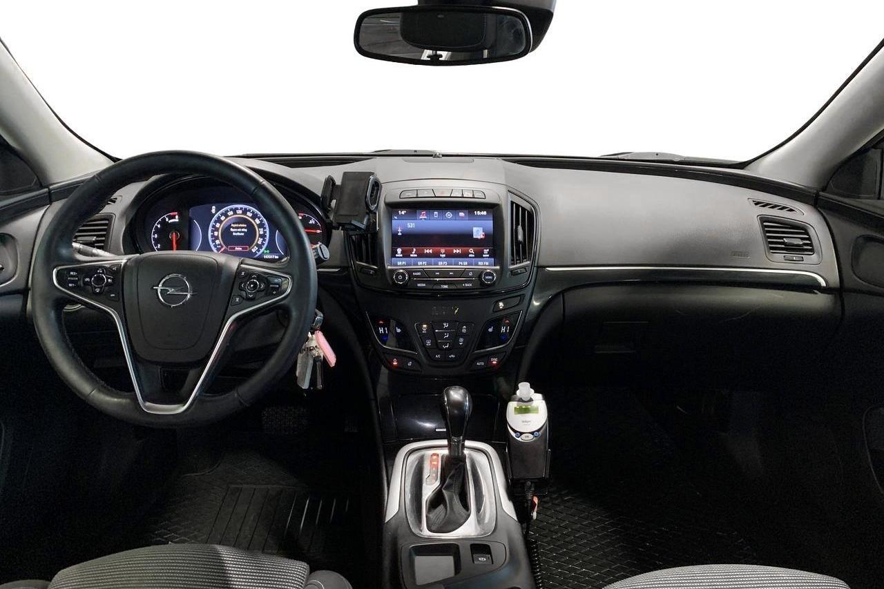 Opel Insignia 2.0 CDTI ECOTEC 4x4 5dr (170hk) - 14 732 mil - Automat - grå - 2016