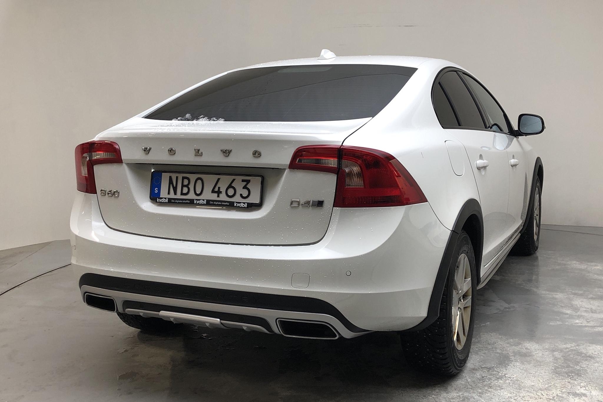 Volvo S60 D4 Cross Country AWD (190hk) - 97 840 km - Automatic - white - 2018