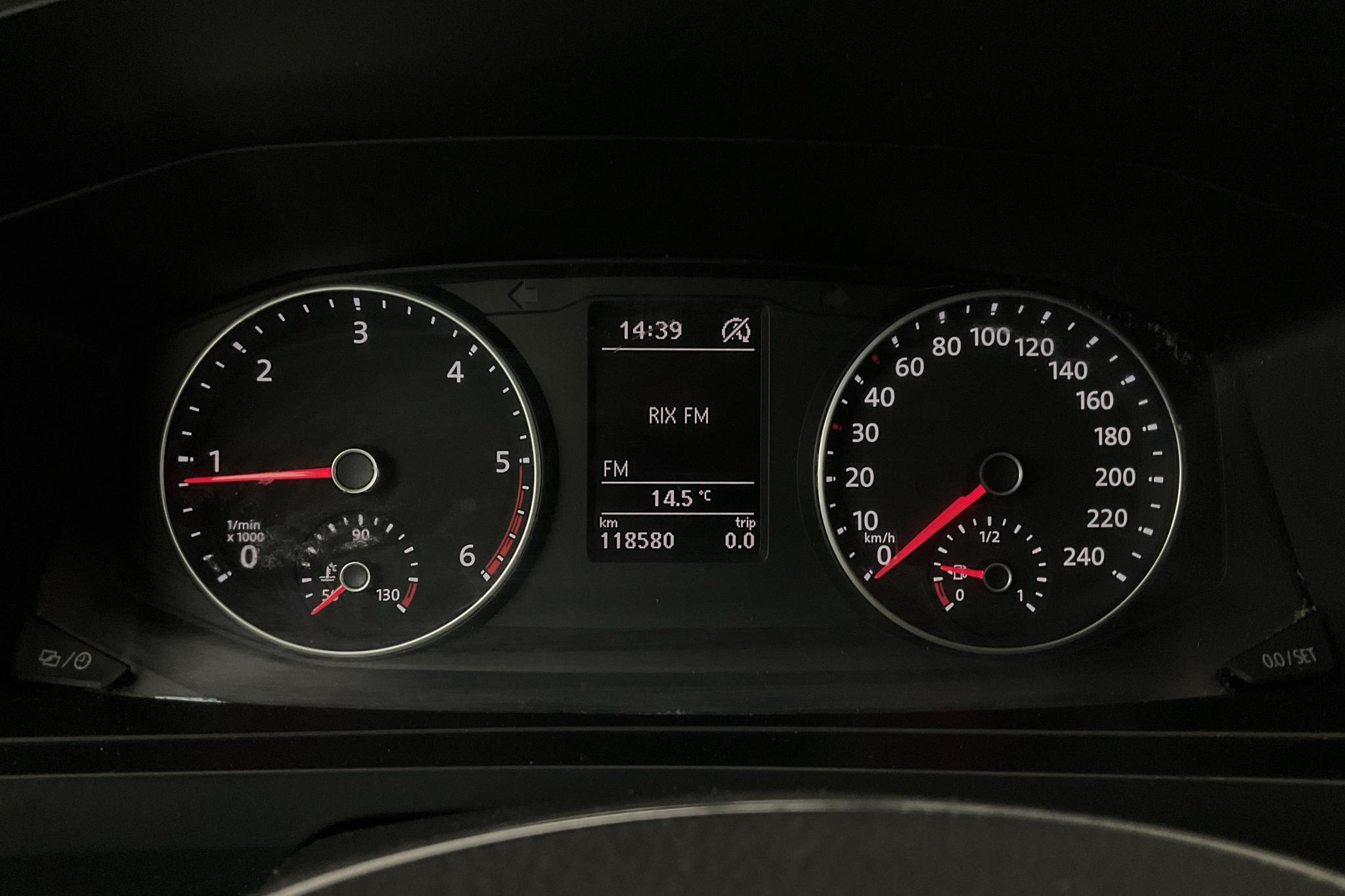 VW Transporter T6 2.0 TDI BMT 4MOTION Skåp (180hk) - 118 580 km - Automatic - silver - 2016