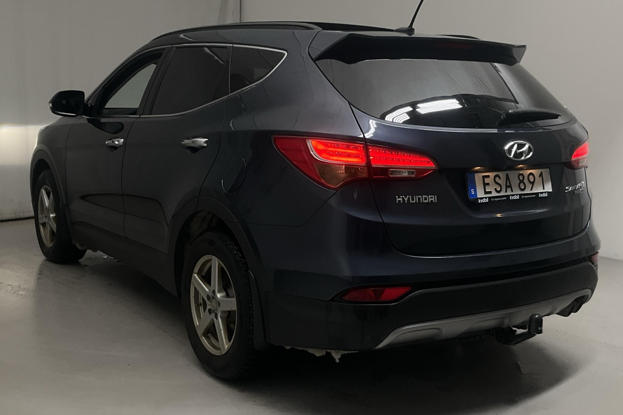 Hyundai Santa Fé 2.2 CRDi-R 4WD (197hk) - 14 302 mil - Automat - Dark Blue - 2015