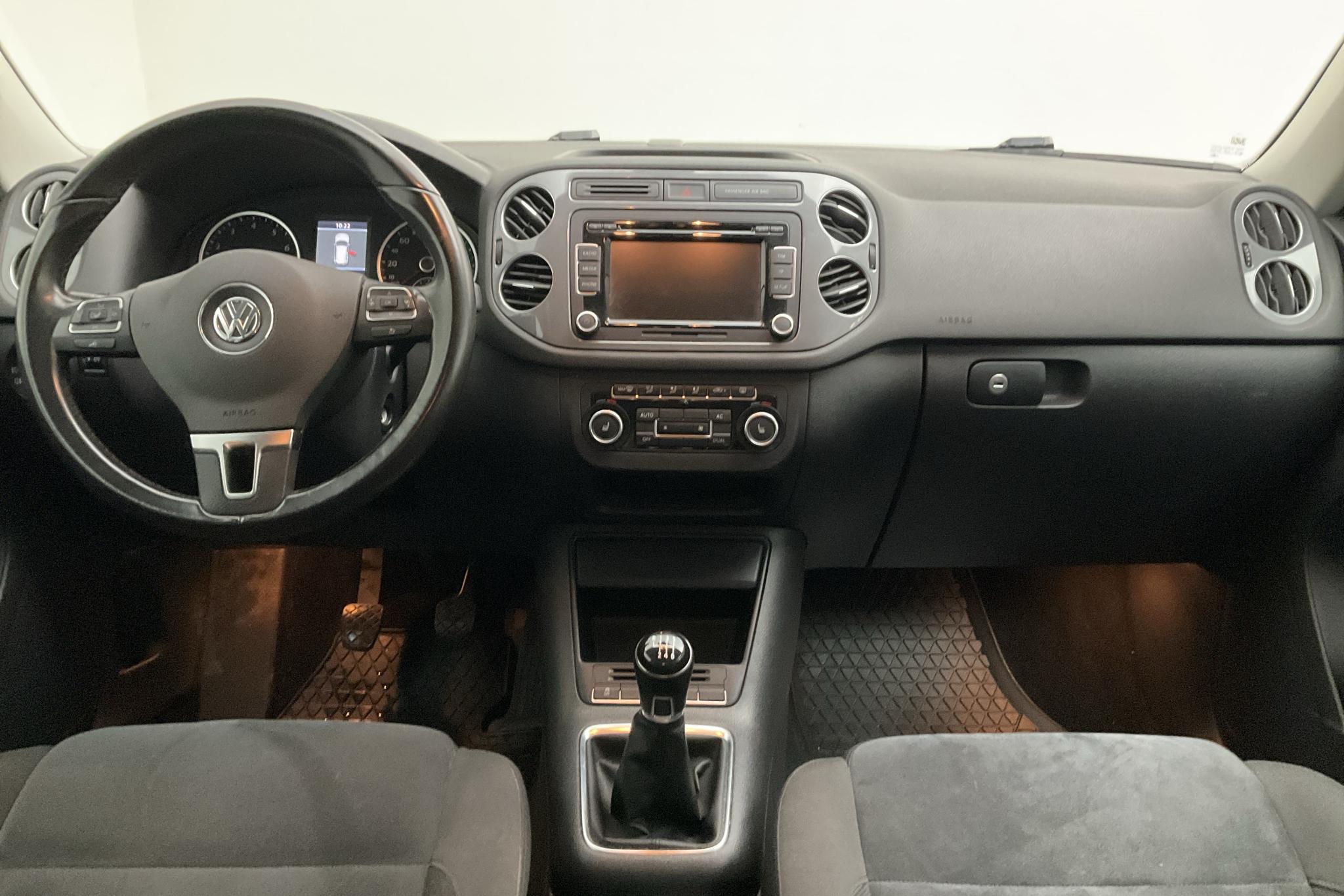 VW Tiguan 1.4 TSI 4MOTION (160hk) - 13 638 mil - Manuell - Dark Grey - 2012