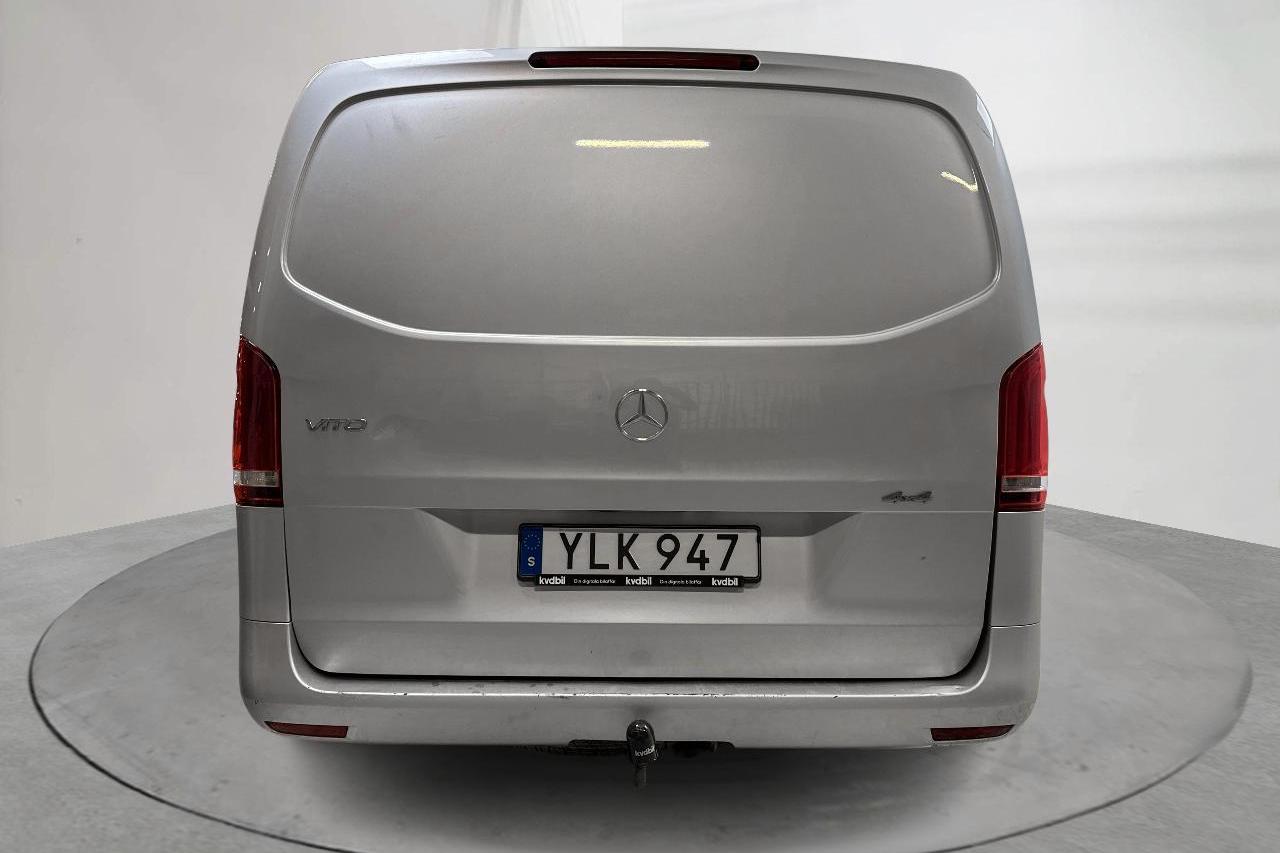 Mercedes Vito 119 BlueTEC 4MATIC W640 (190hk) - 20 990 mil - Automat - silver - 2017