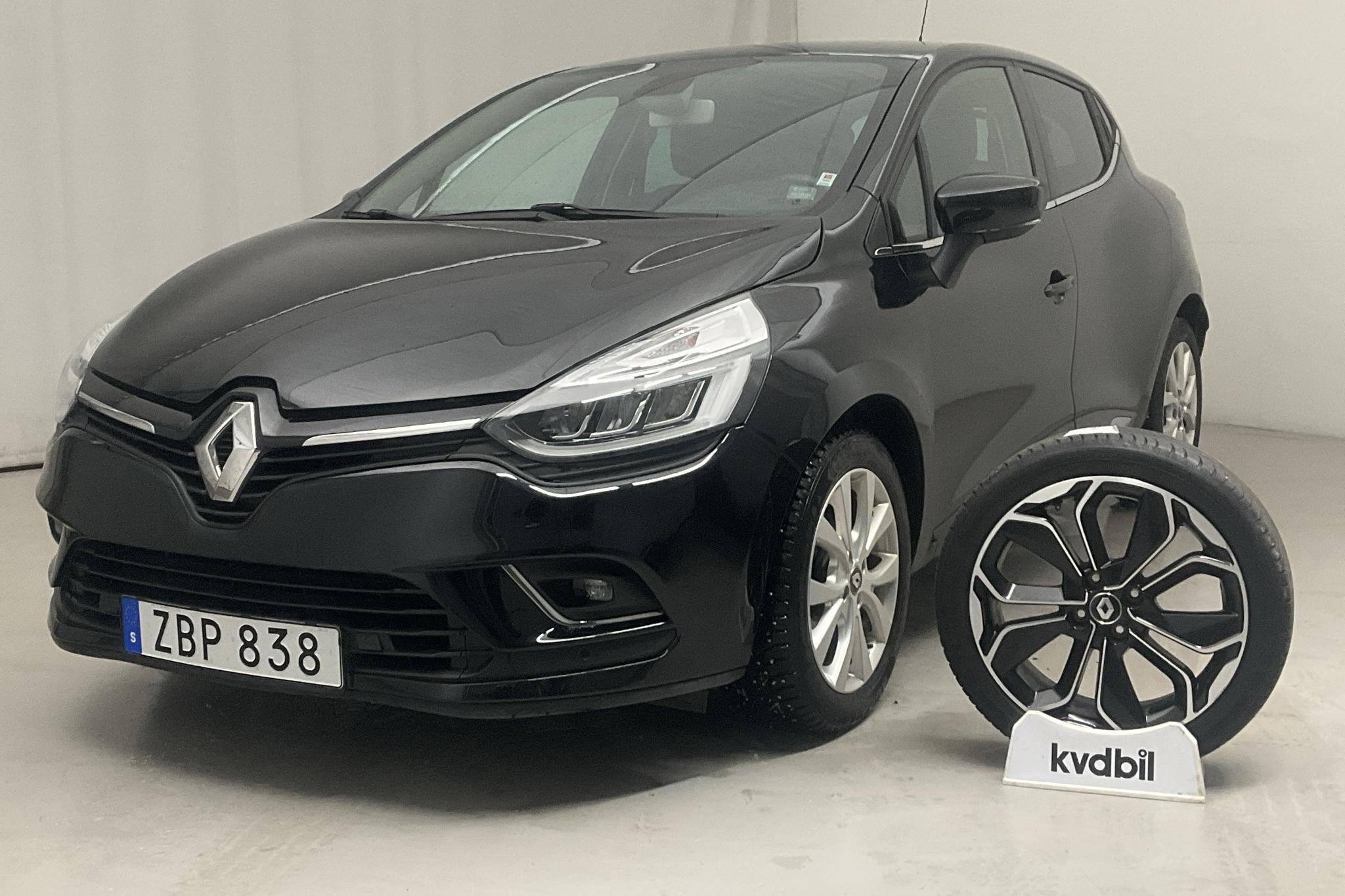 Renault Clio IV 0.9 TCe 90 5dr (90hk) - 26 640 km - Manual - black - 2019