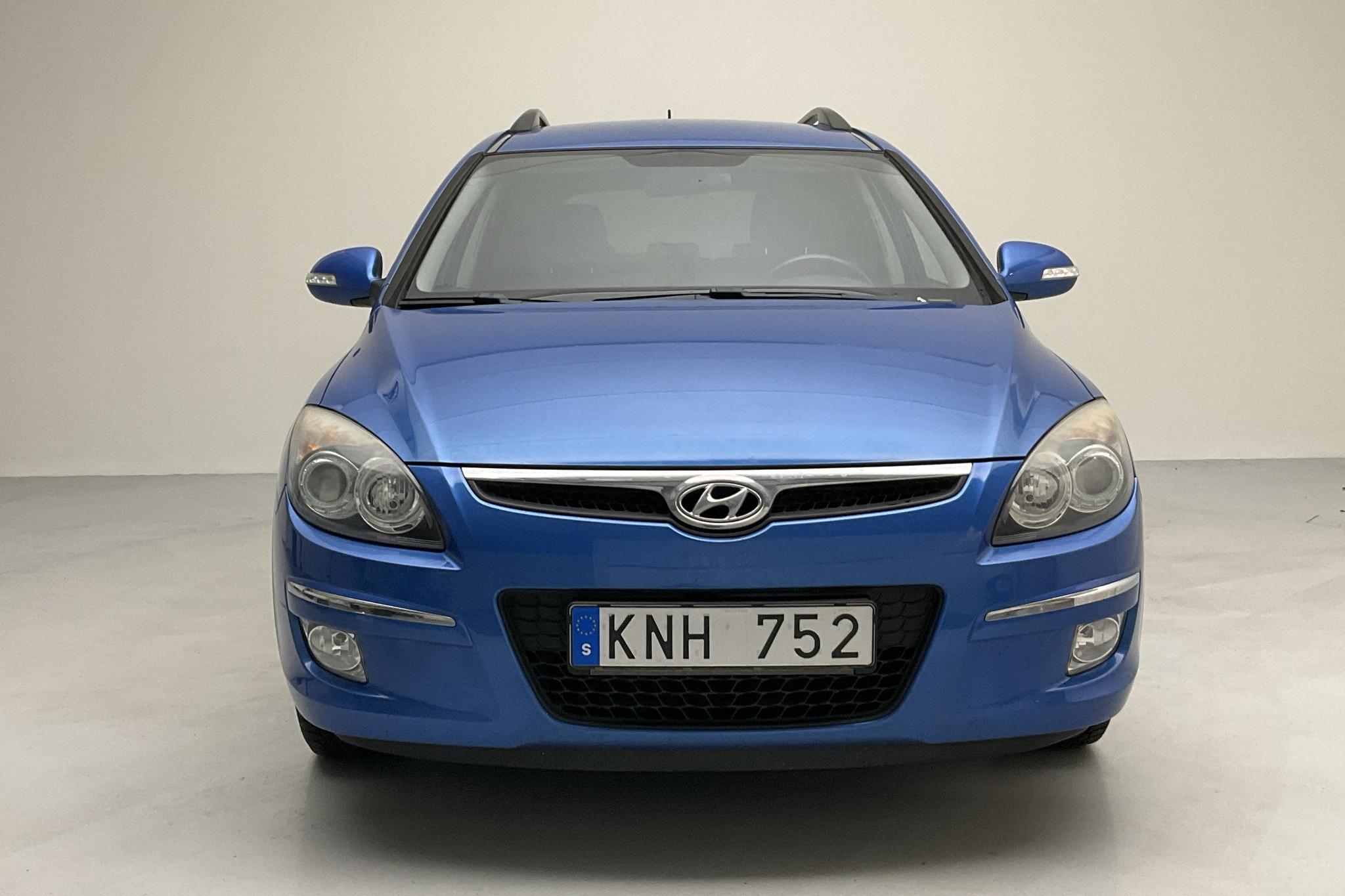 Hyundai i30 1.6 Kombi (122hk) - 15 220 mil - Manuell - blå - 2010