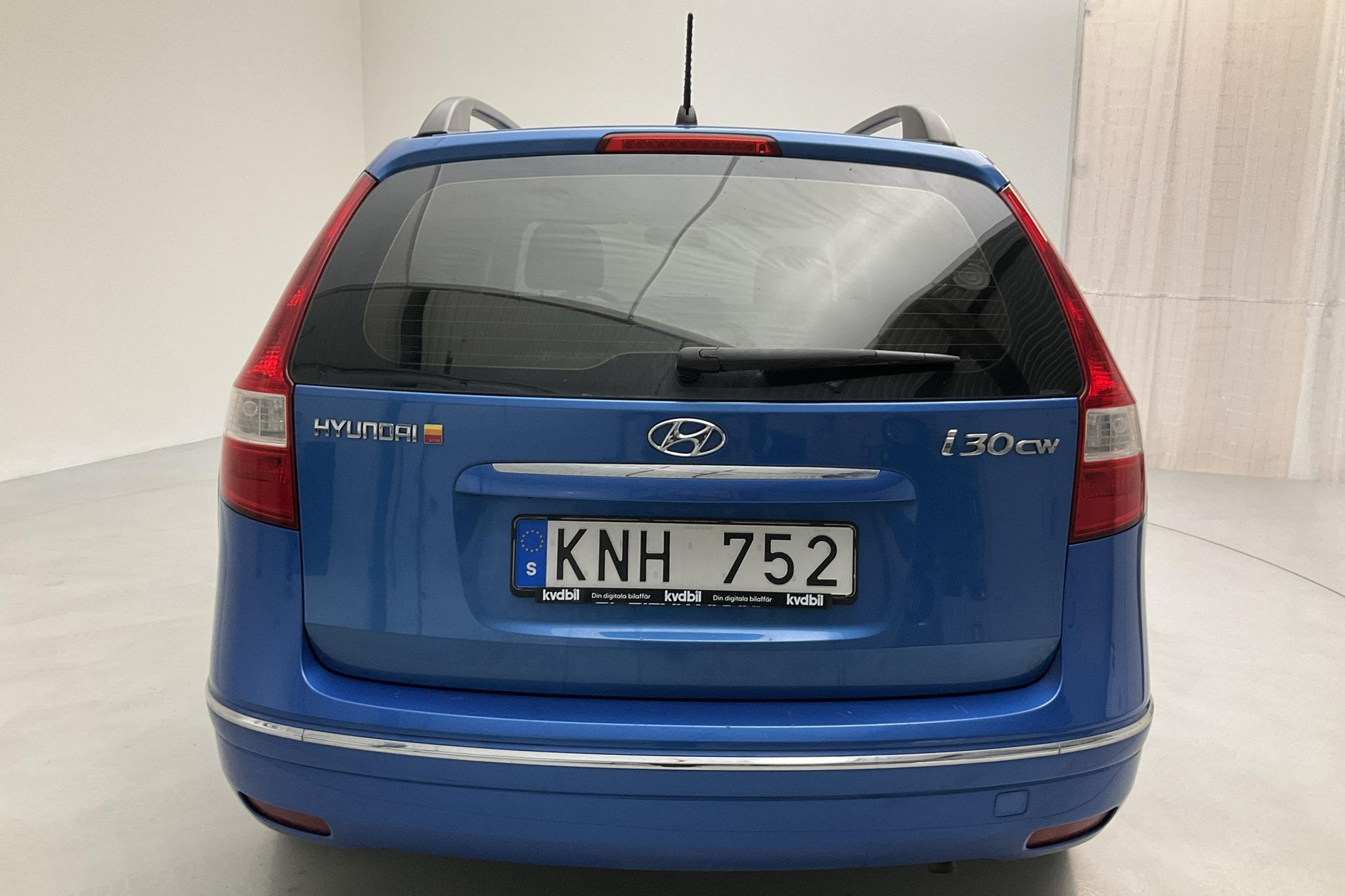 Hyundai i30 1.6 Kombi (122hk) - 15 220 mil - Manuell - blå - 2010