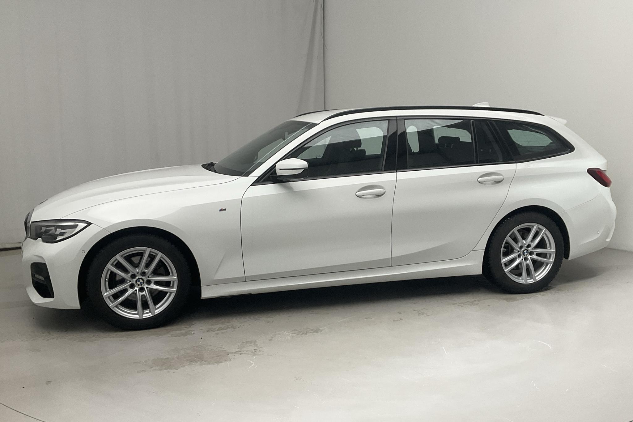 BMW 320d xDrive Touring, G21 (190hk+11hk) - 4 197 mil - Automat - vit - 2022