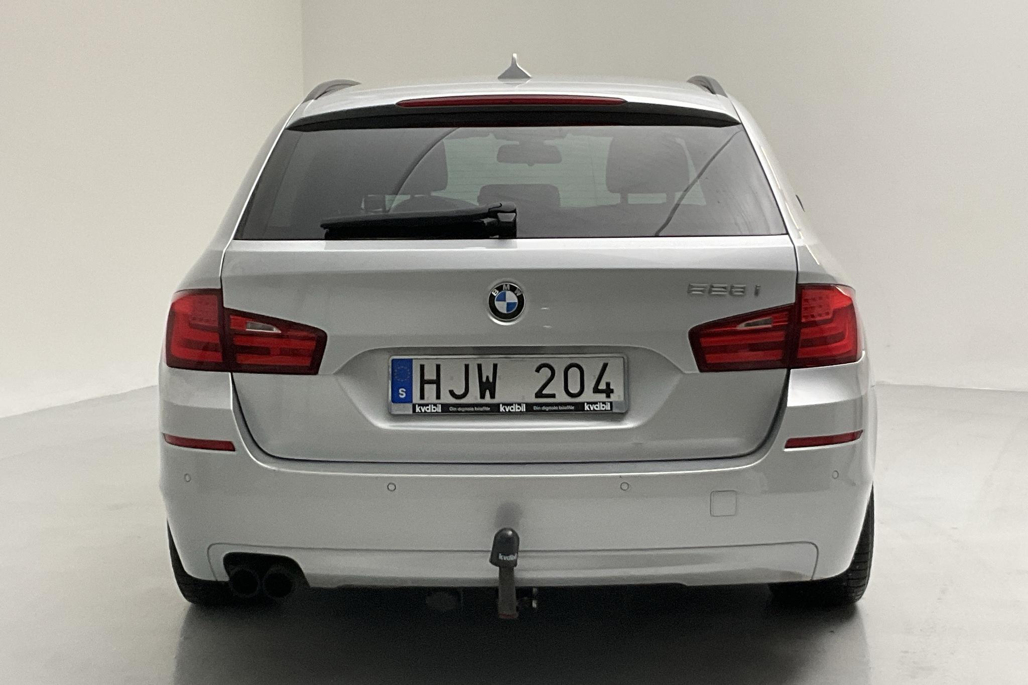 BMW 528i Touring, F11 (245hk) - 199 020 km - Automatic - Light Grey - 2012