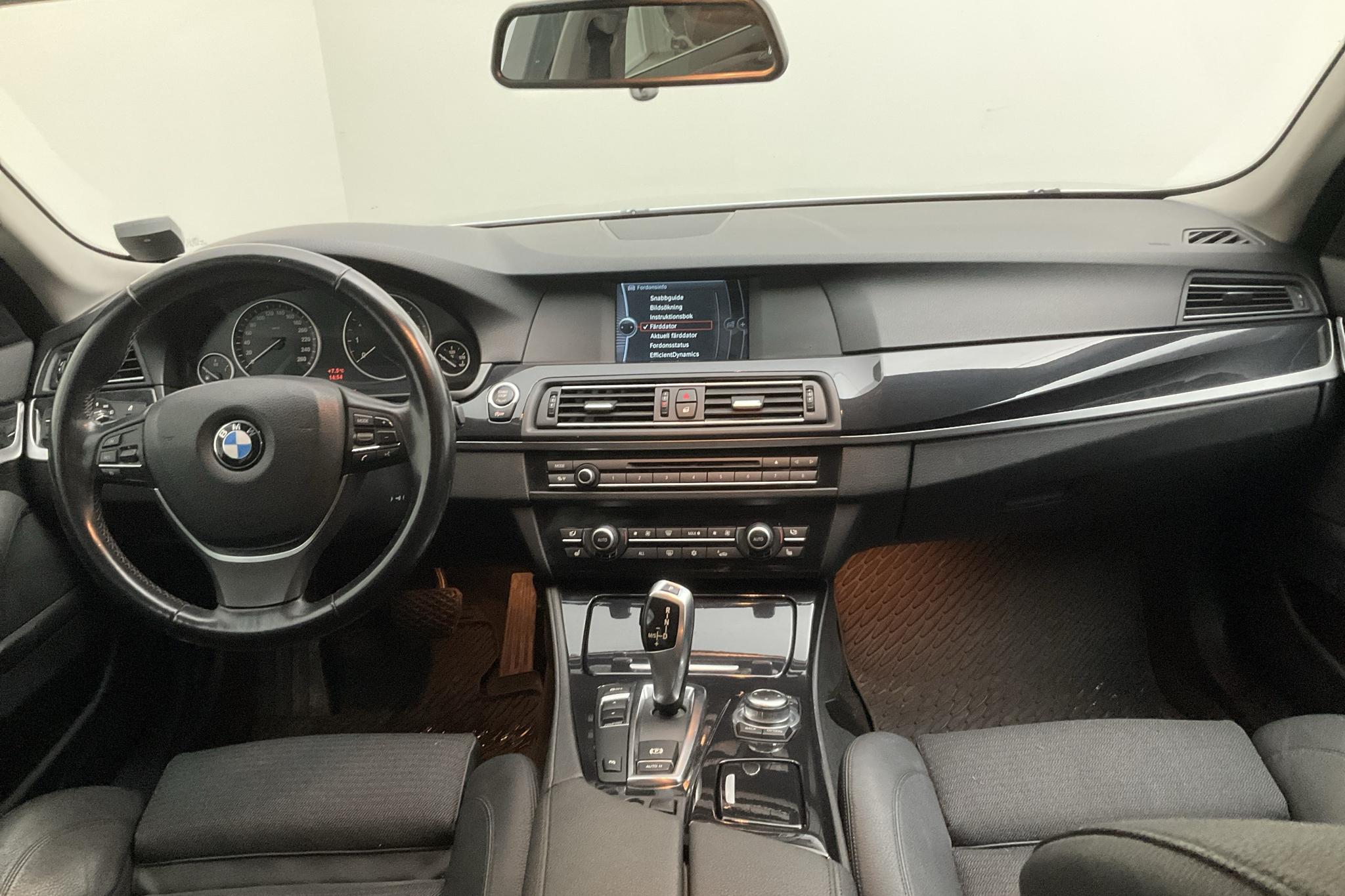 BMW 528i Touring, F11 (245hk) - 199 020 km - Automatic - Light Grey - 2012