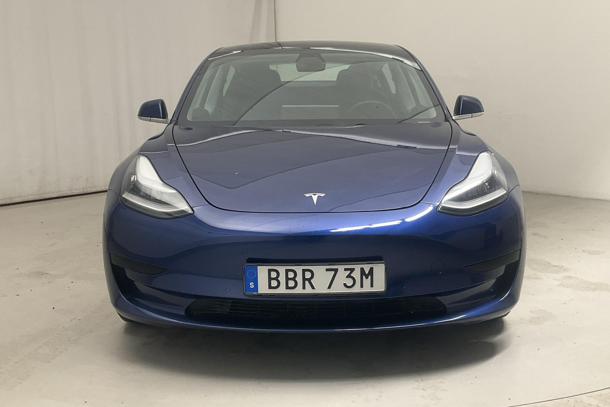 Tesla Model 3 Standard Range RWD - 7 786 mil - Automat - blå - 2019