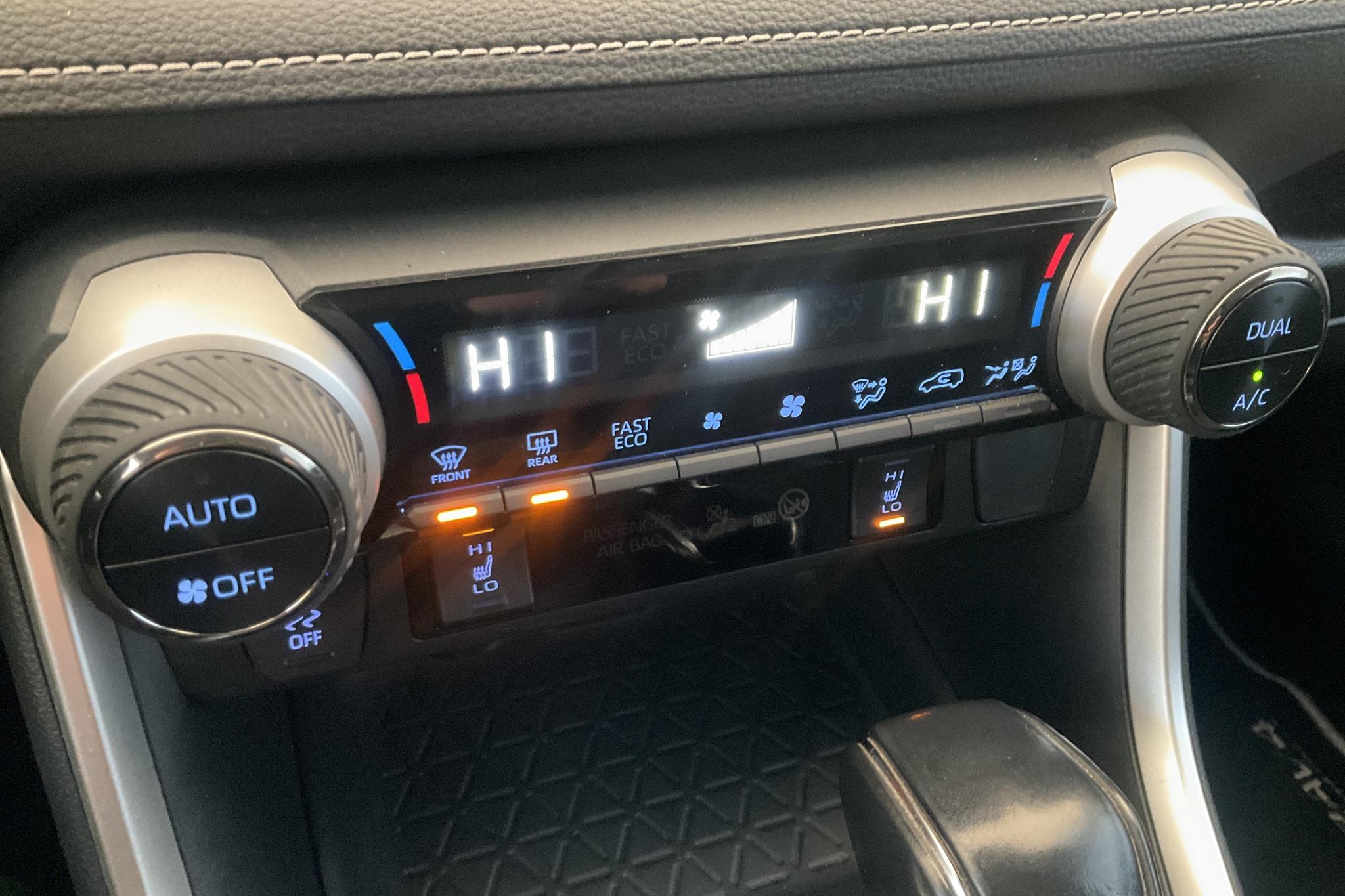Toyota RAV4 2.5 HSD AWD (222hk) - 10 571 mil - Automat - svart - 2021