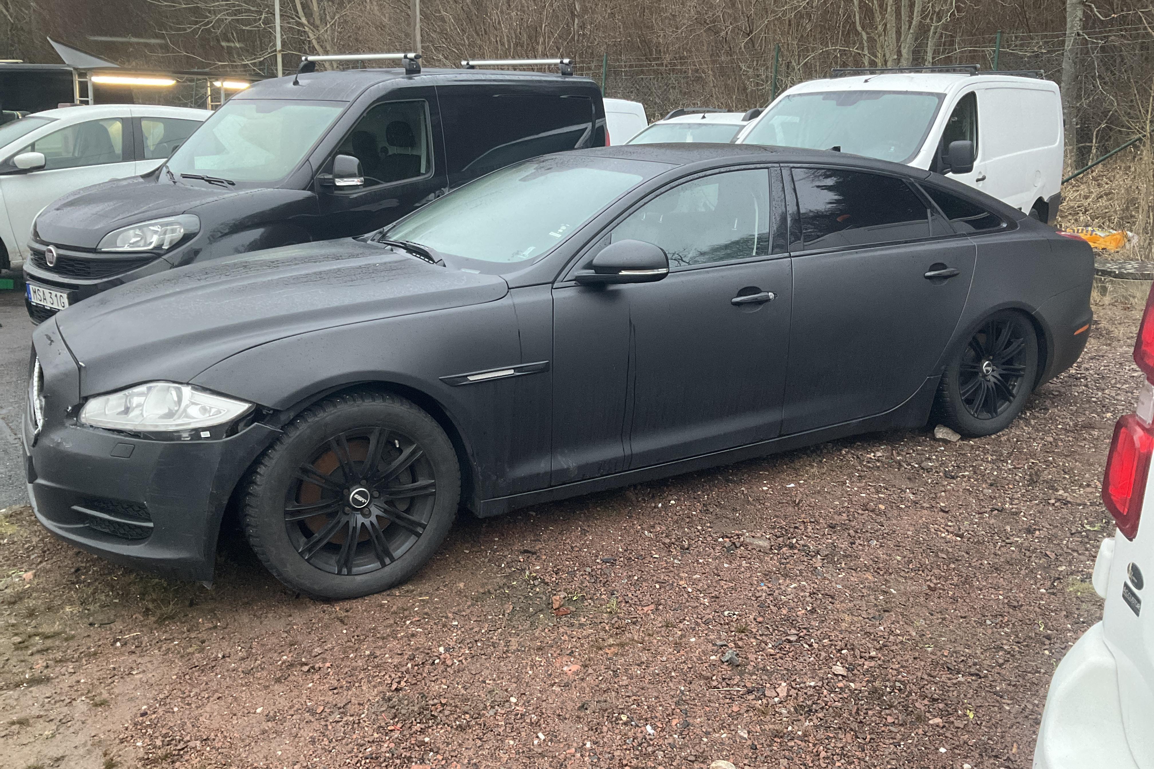 Jaguar XJ 3.0 D (275hk) - 131 270 km - Automatyczna - czarny - 2015