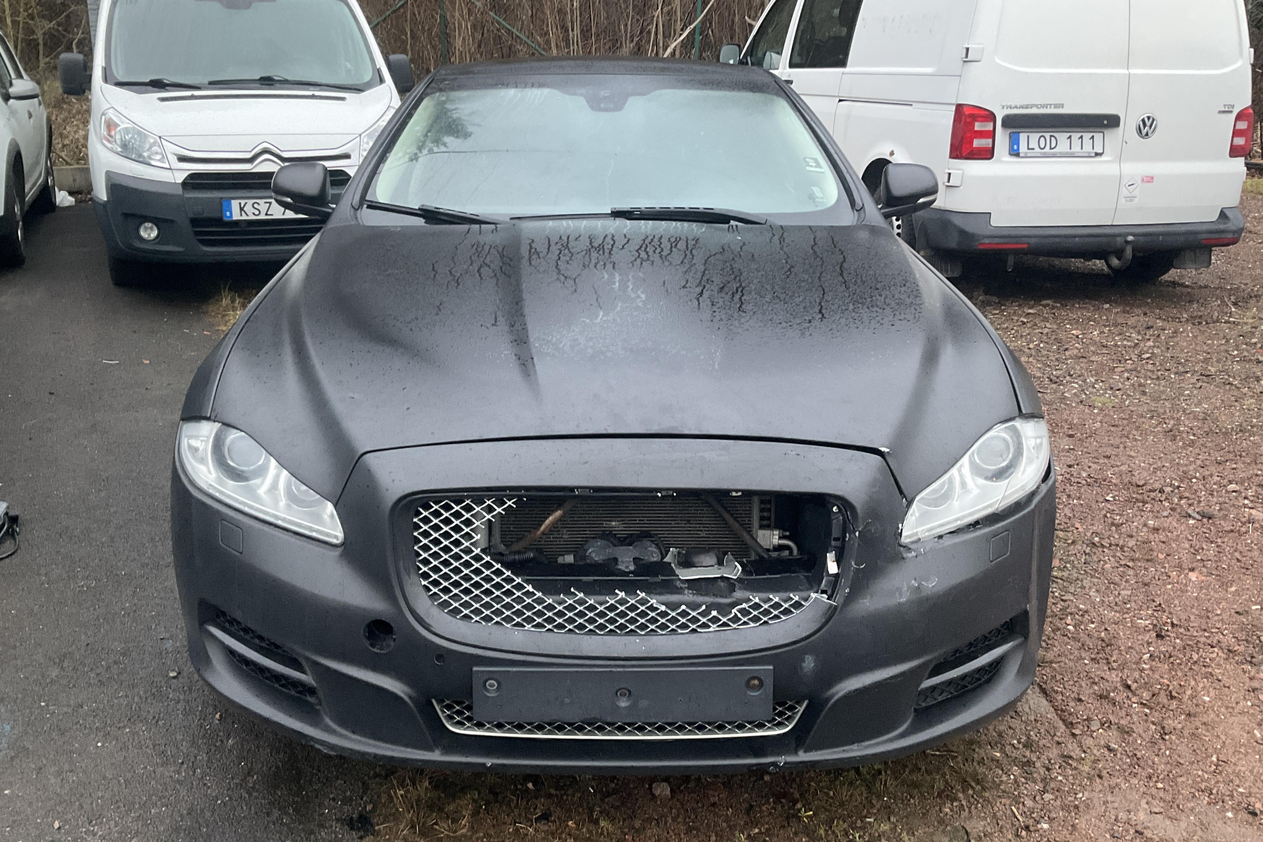 Jaguar XJ 3.0 D (275hk) - 131 270 km - Automatyczna - czarny - 2015