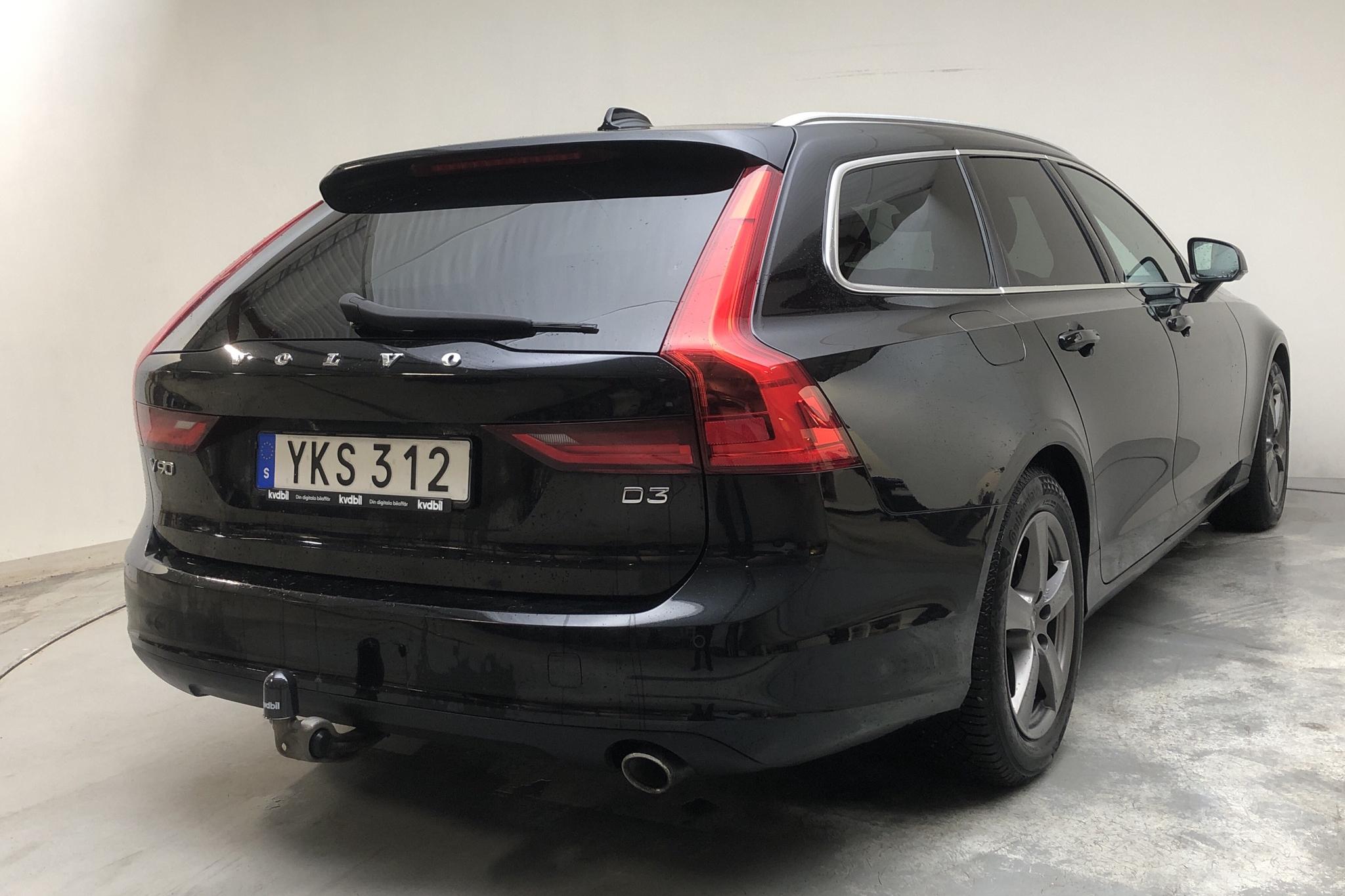 Volvo V90 D3 (150hk) - 10 330 mil - Manuell - svart - 2017