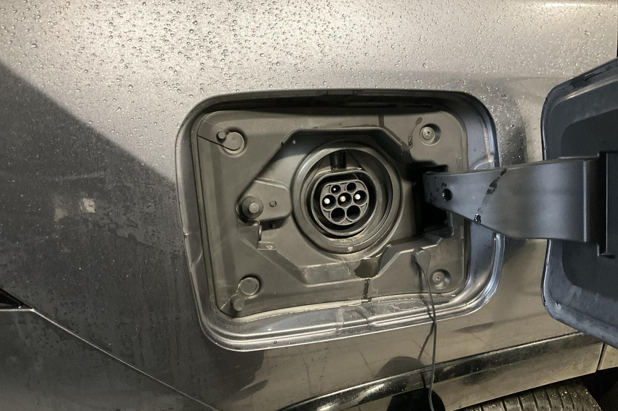 Toyota RAV4 2.5 Plug-in Hybrid AWD (306hk) - 12 513 mil - Automat - grå - 2021