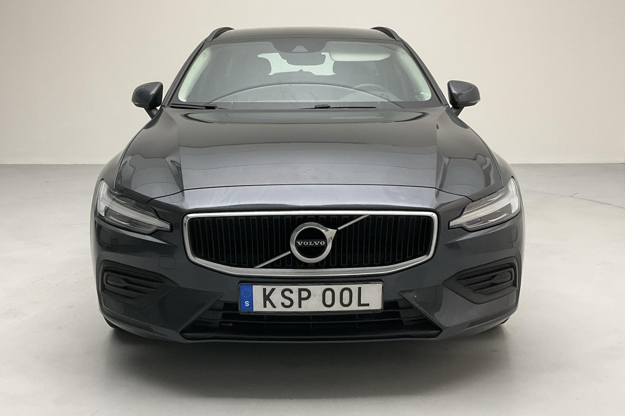 Volvo V60 D3 (150hk) - 10 367 mil - Automat - grå - 2020