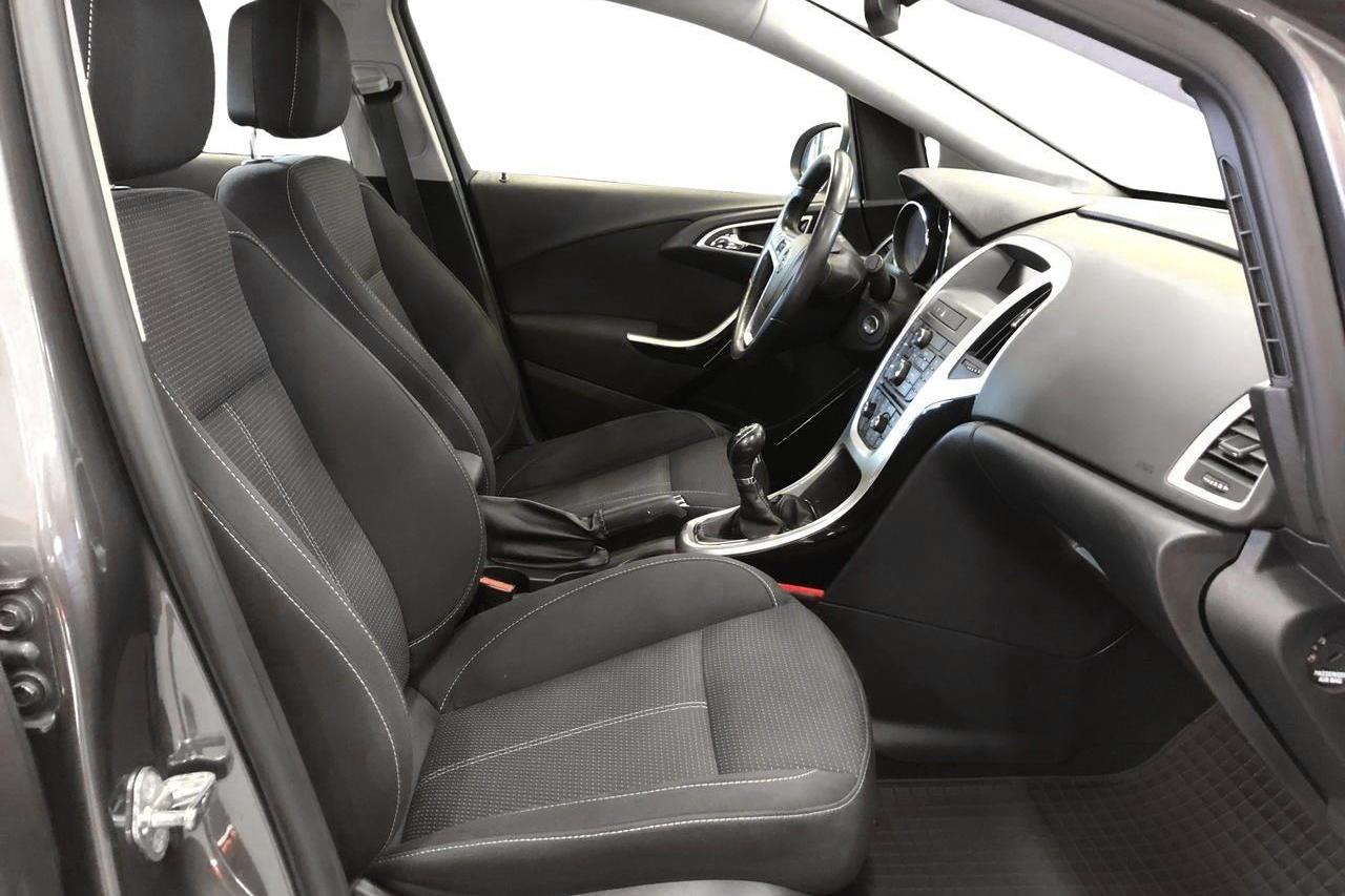 Opel Astra 1.7 CDTI ecoFLEX Sports Tourer (130hk) - 18 251 mil - Manuell - grå - 2012