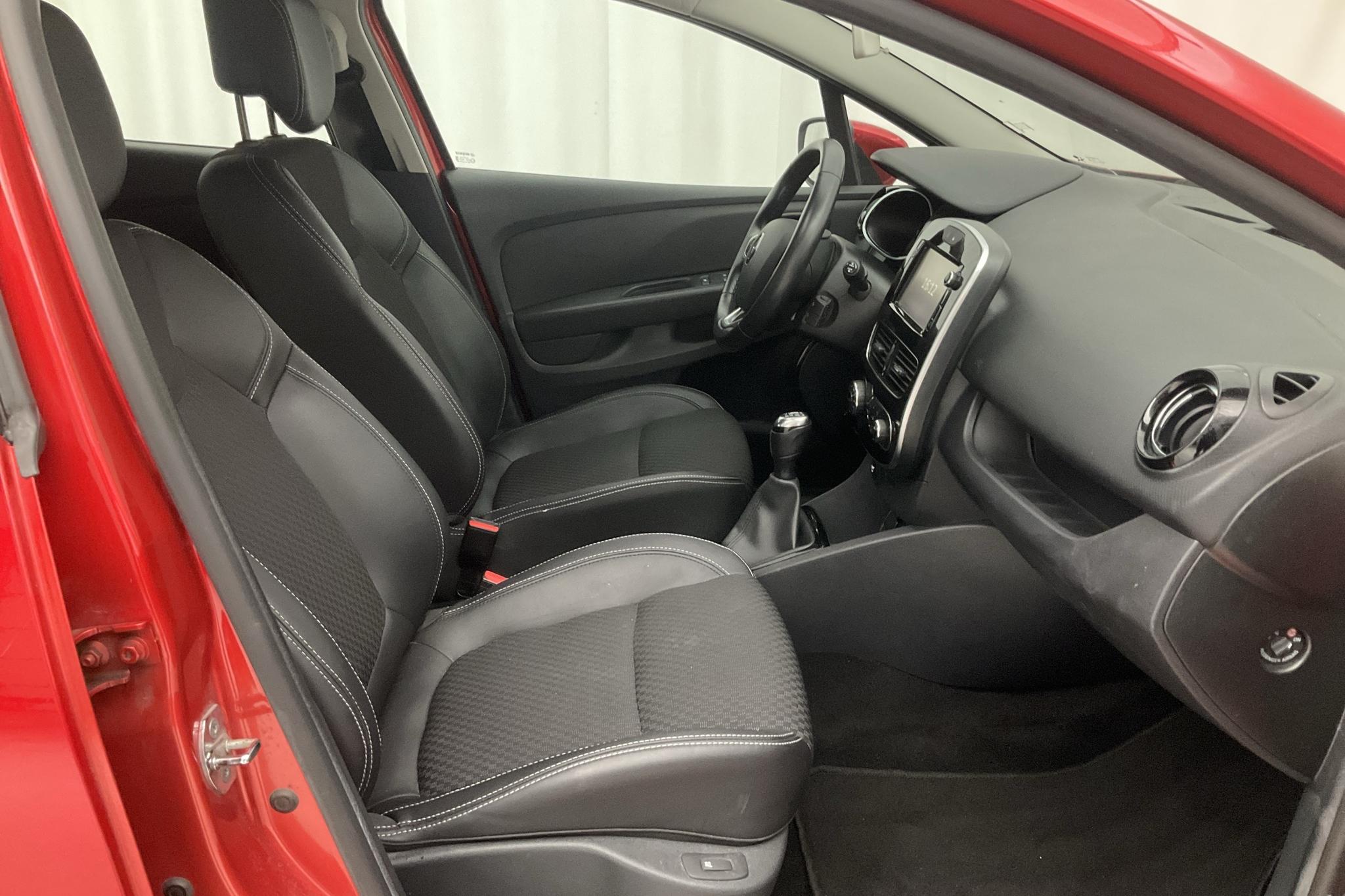 Renault Clio IV 0.9 TCe 90 5dr (90hk) - 67 030 km - Manual - red - 2018