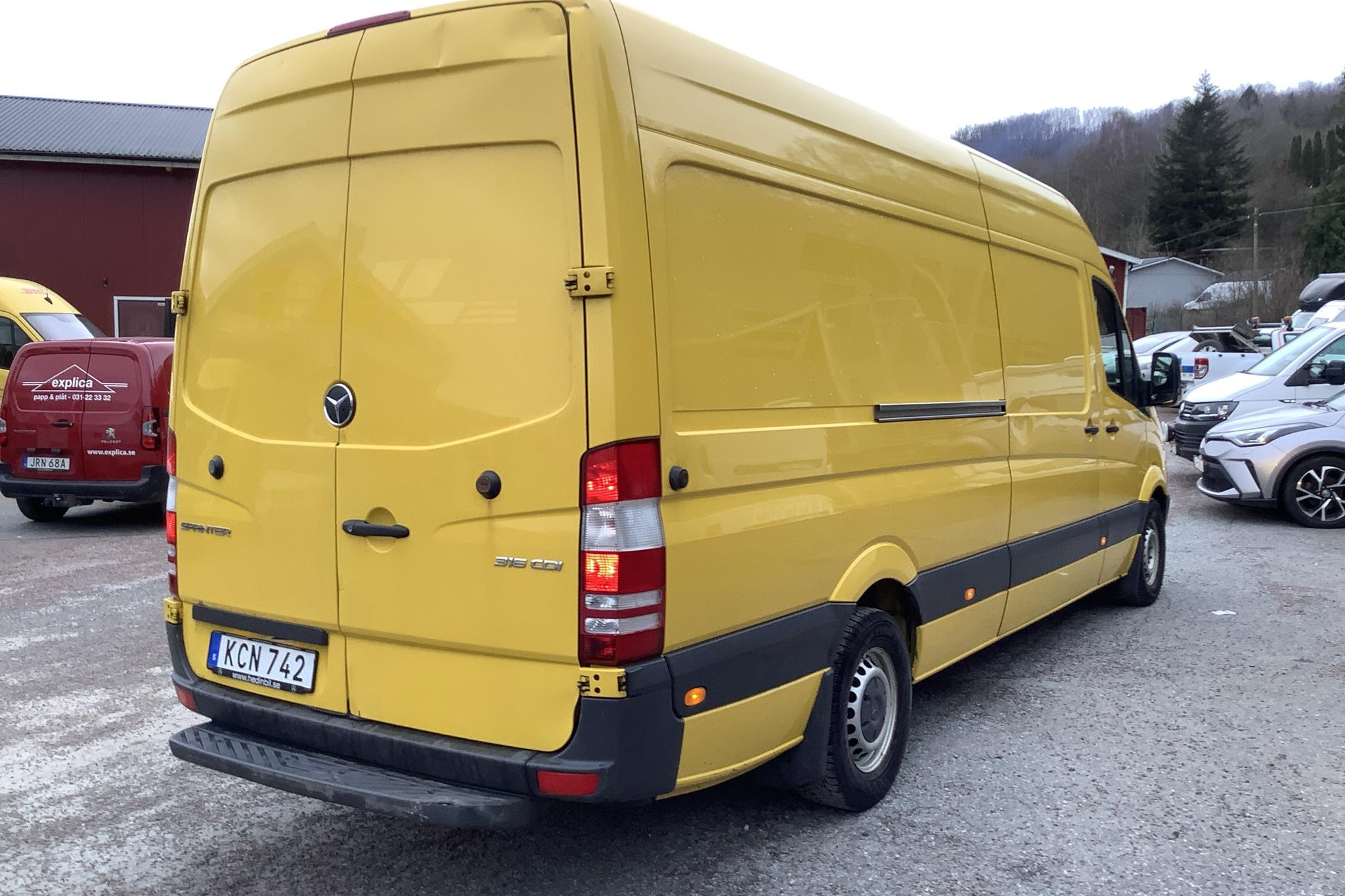 MERCEDES Sprinter 316 CDI - 275 230 km - Automatic - yellow - 2018