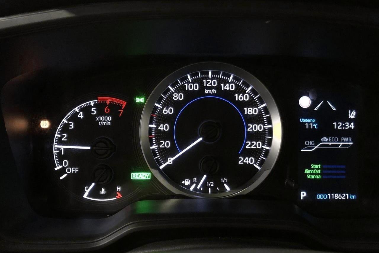 Toyota Corolla 1.8 Hybrid Touring Sports (122hk) - 11 863 mil - Automat - vit - 2019
