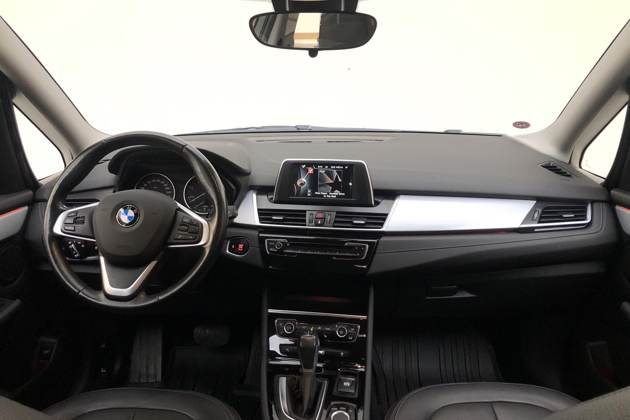 BMW 218d Gran Tourer, F46 (150hk) - 17 206 mil - Automat - grå - 2016