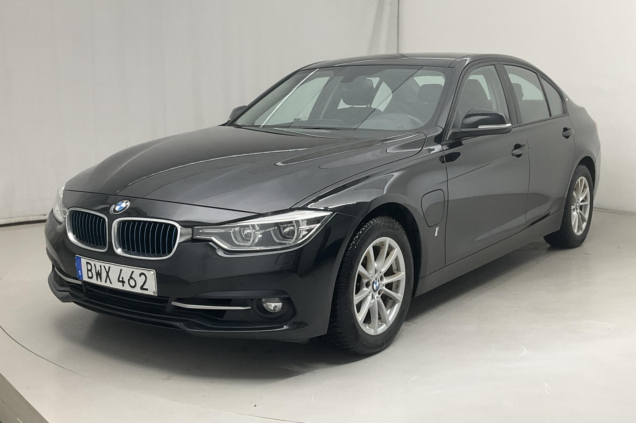 BMW 330e Sedan, F30 (252hk) - 9 310 mil - Automat - svart - 2018
