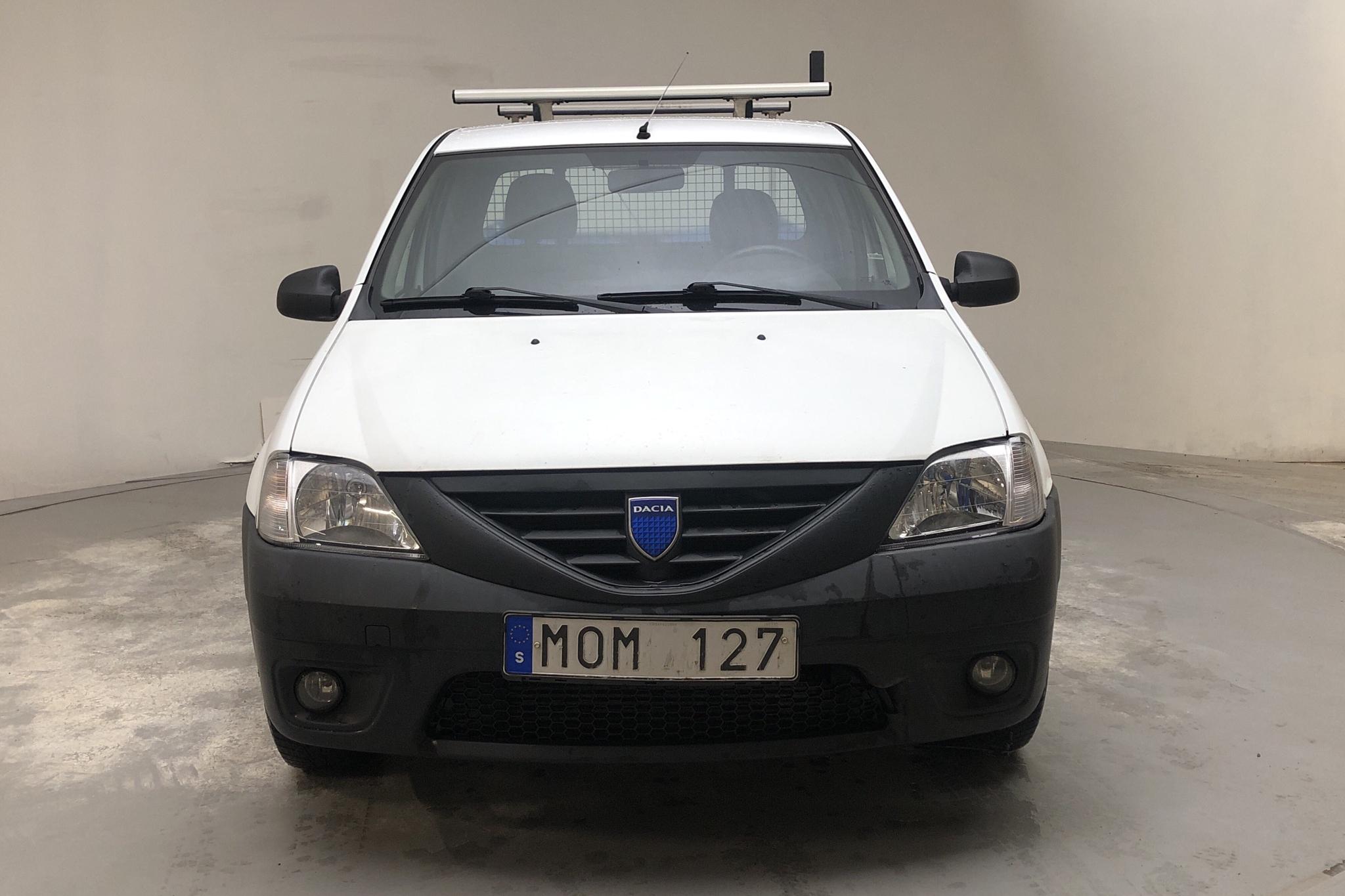 Dacia Logan 1.5 dCi Pickup (85hk) - 12 550 mil - Manuell - vit - 2010