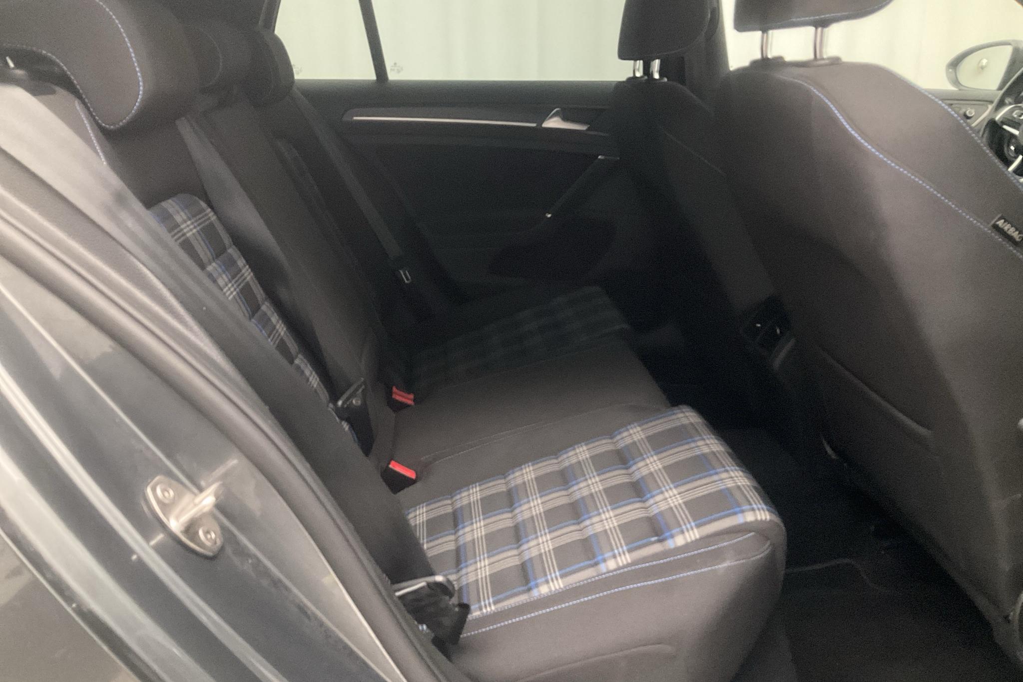 VW Golf VII GTE 5dr (204hk) - 93 750 km - Automatic - Dark Grey - 2018