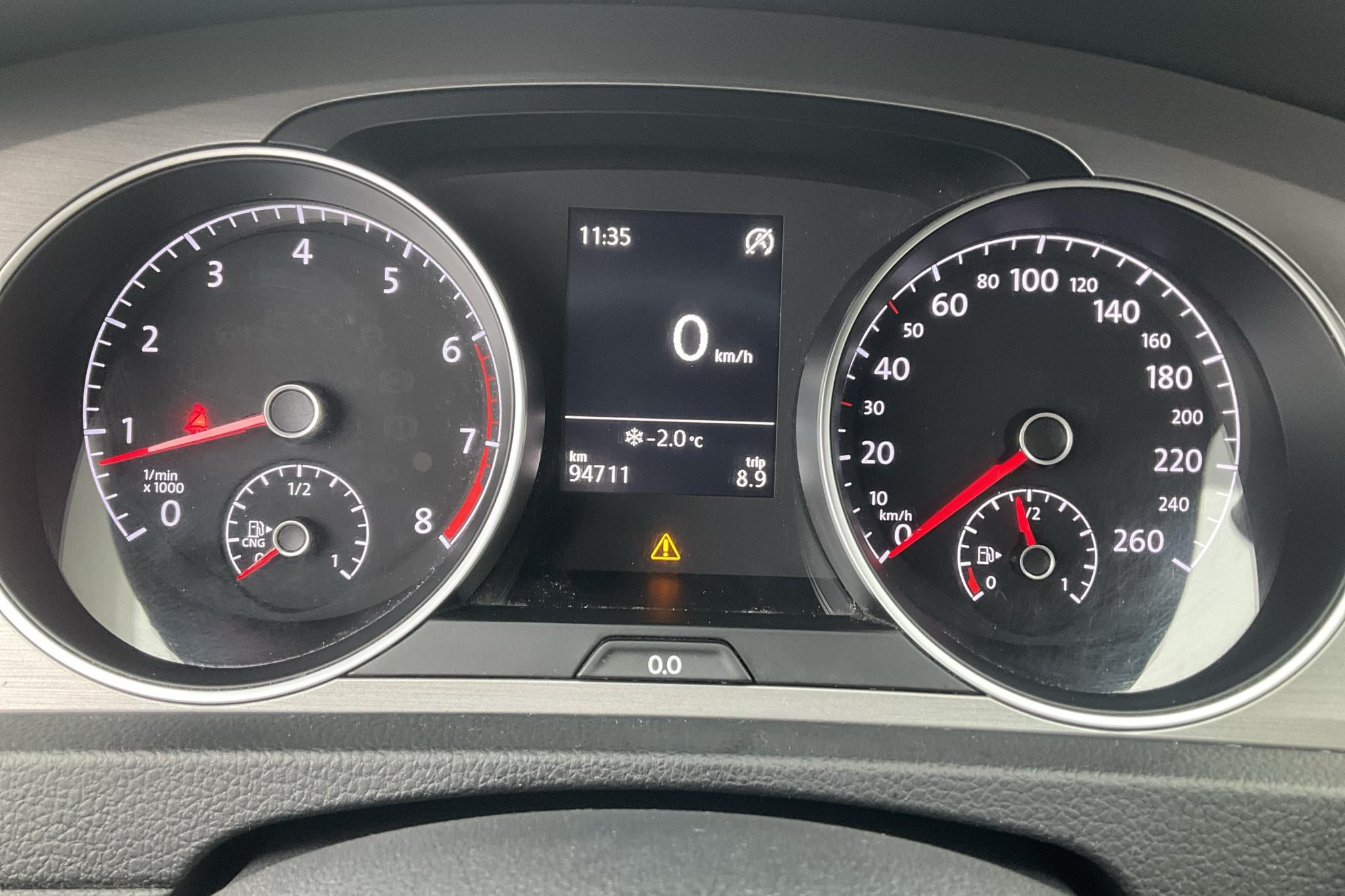 VW Golf VII 1.4 TGI 5dr (110hk) - 9 471 mil - Automat - vit - 2016