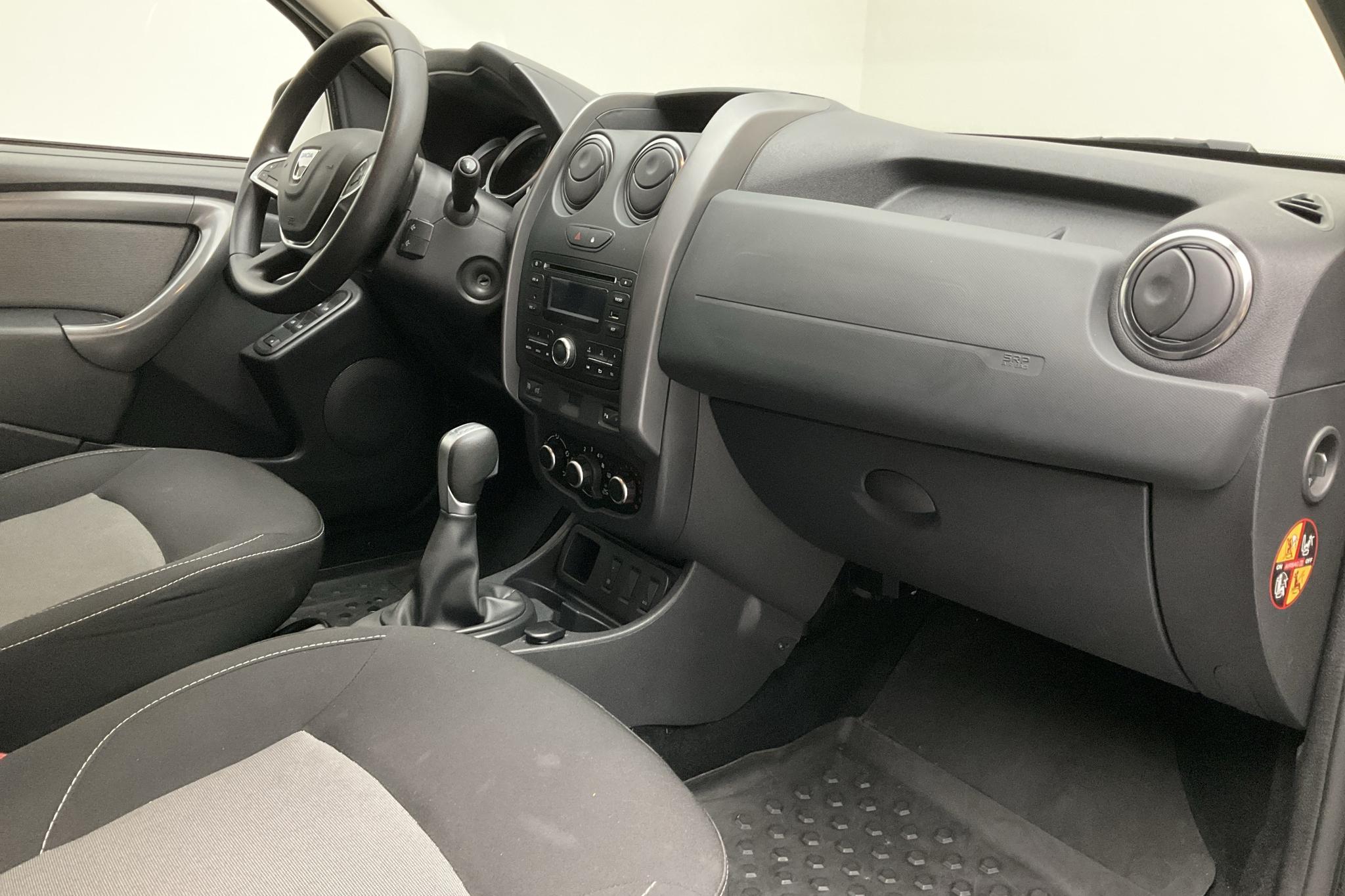 Dacia Duster 1.5 dCi 4x2 (109hk) - 12 430 mil - Automat - svart - 2017