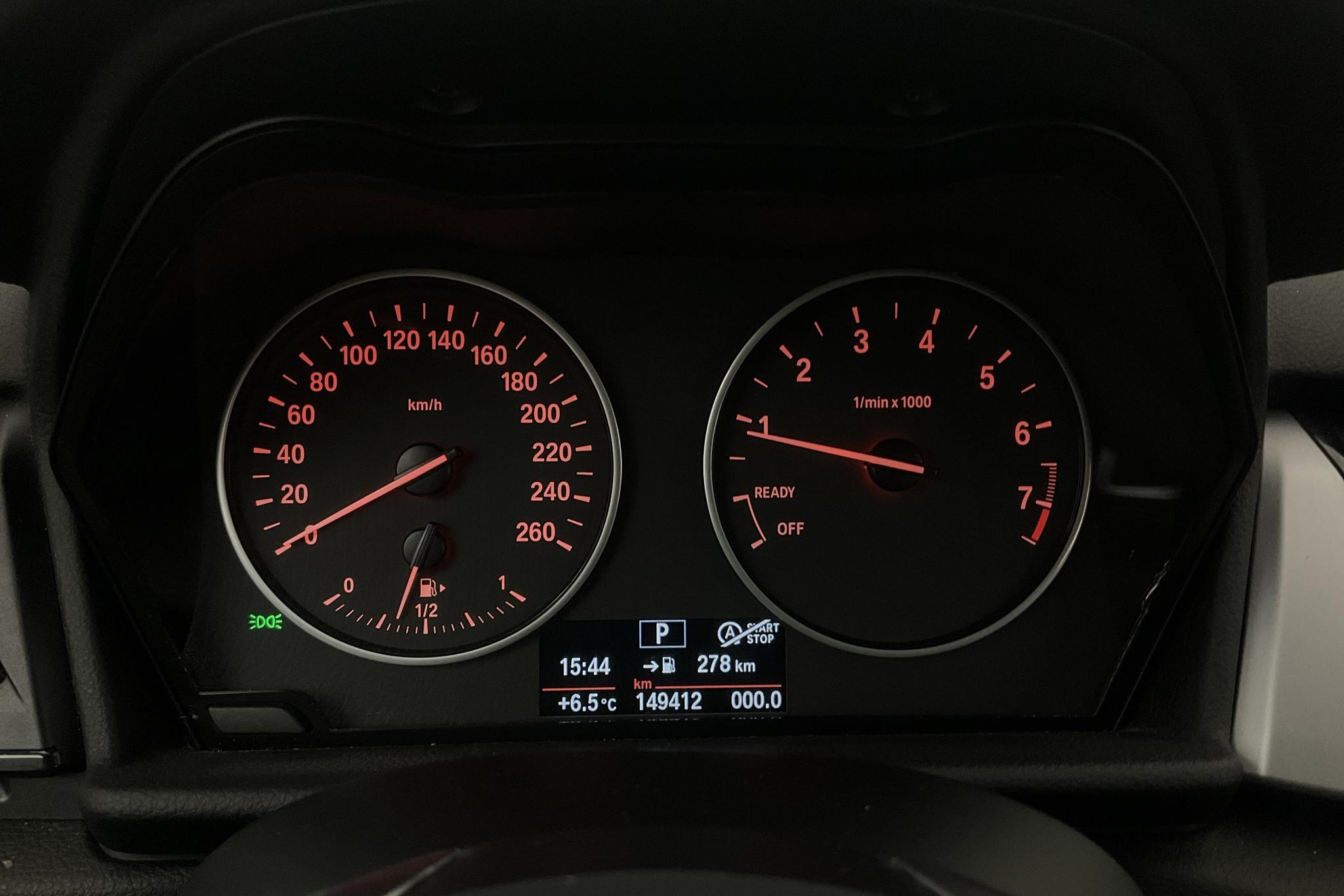 BMW 218i Active Tourer, F45 (136hk) - 14 942 mil - Automat - grå - 2015