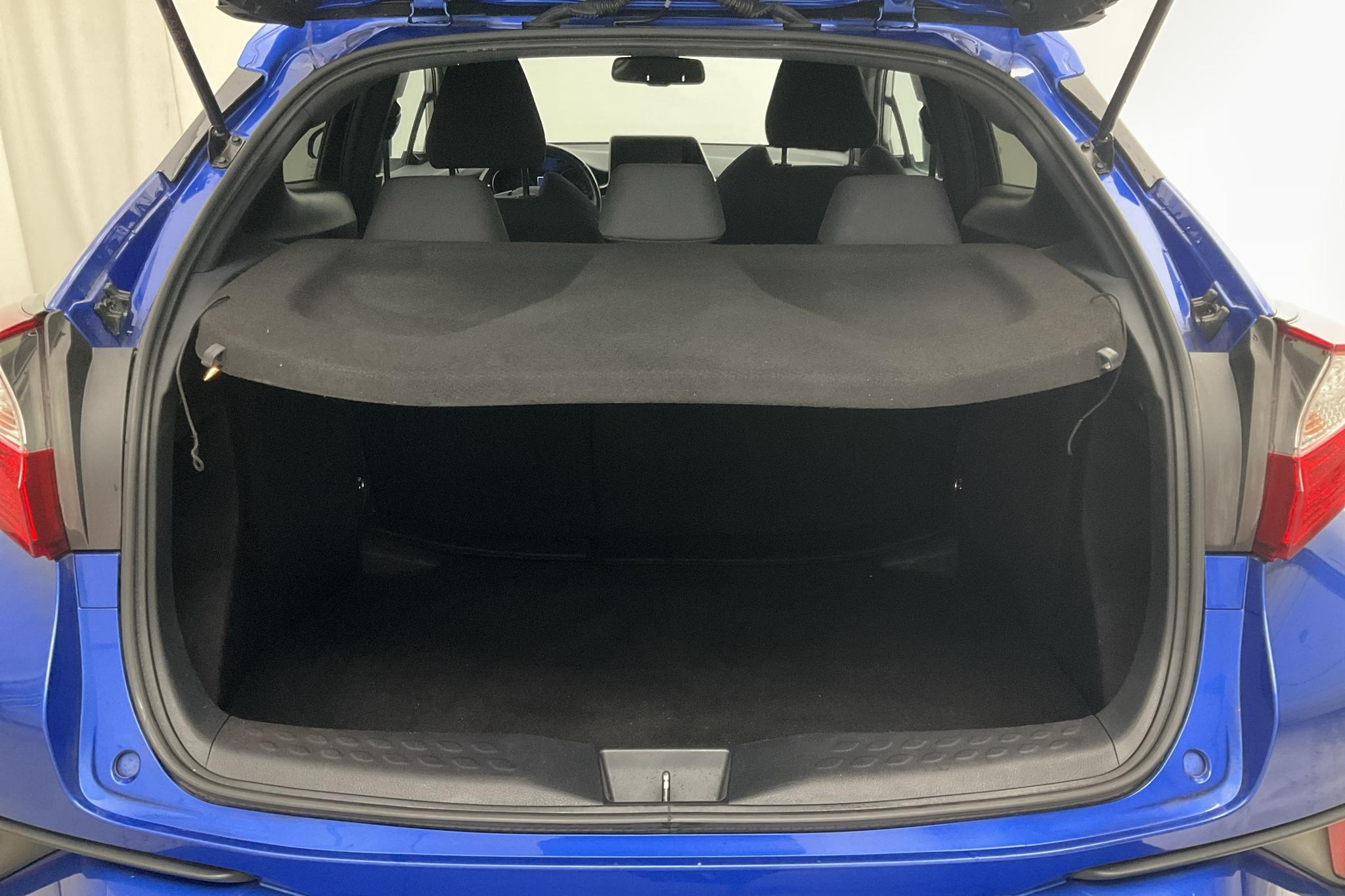 Toyota C-HR 1.8 HSD (122hk) - 32 320 km - Automatic - blue - 2018